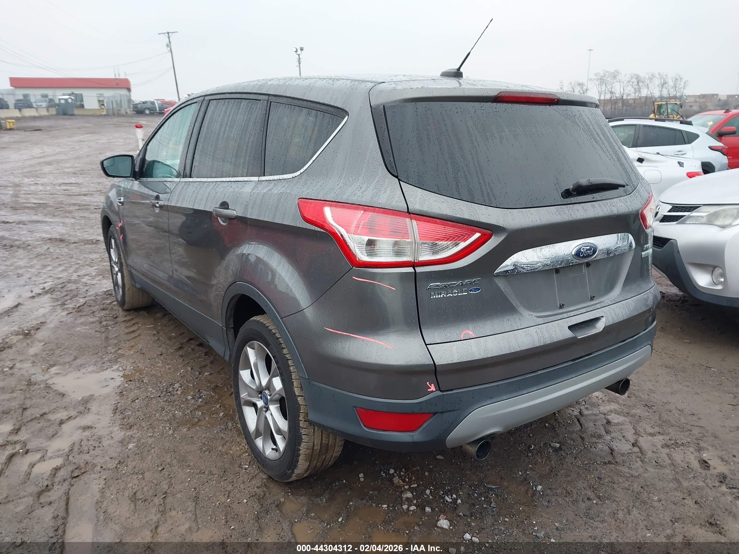 FORD ESCAPE image 3