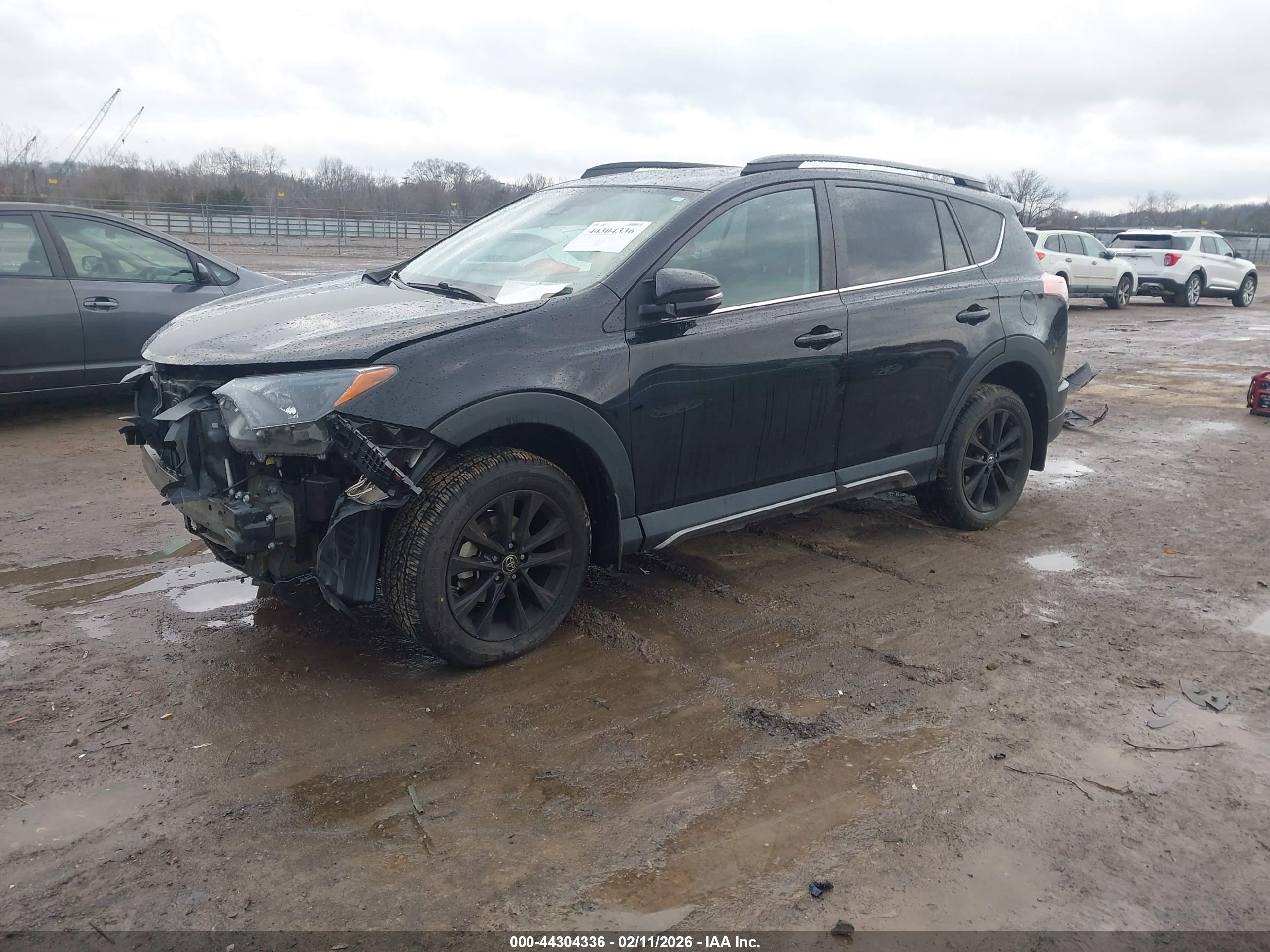 TOYOTA RAV4 image 2