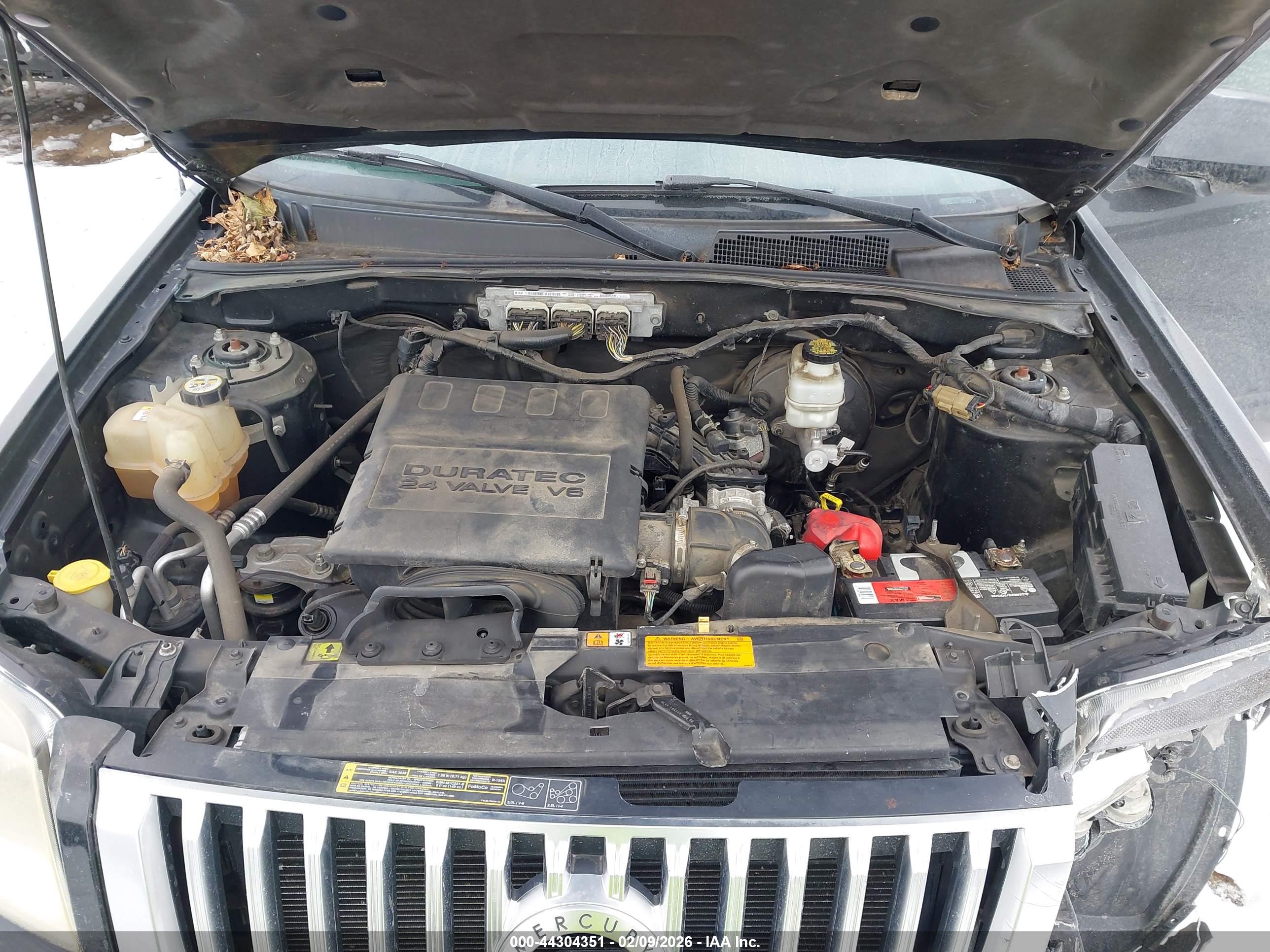 MERCURY MARINER image 10
