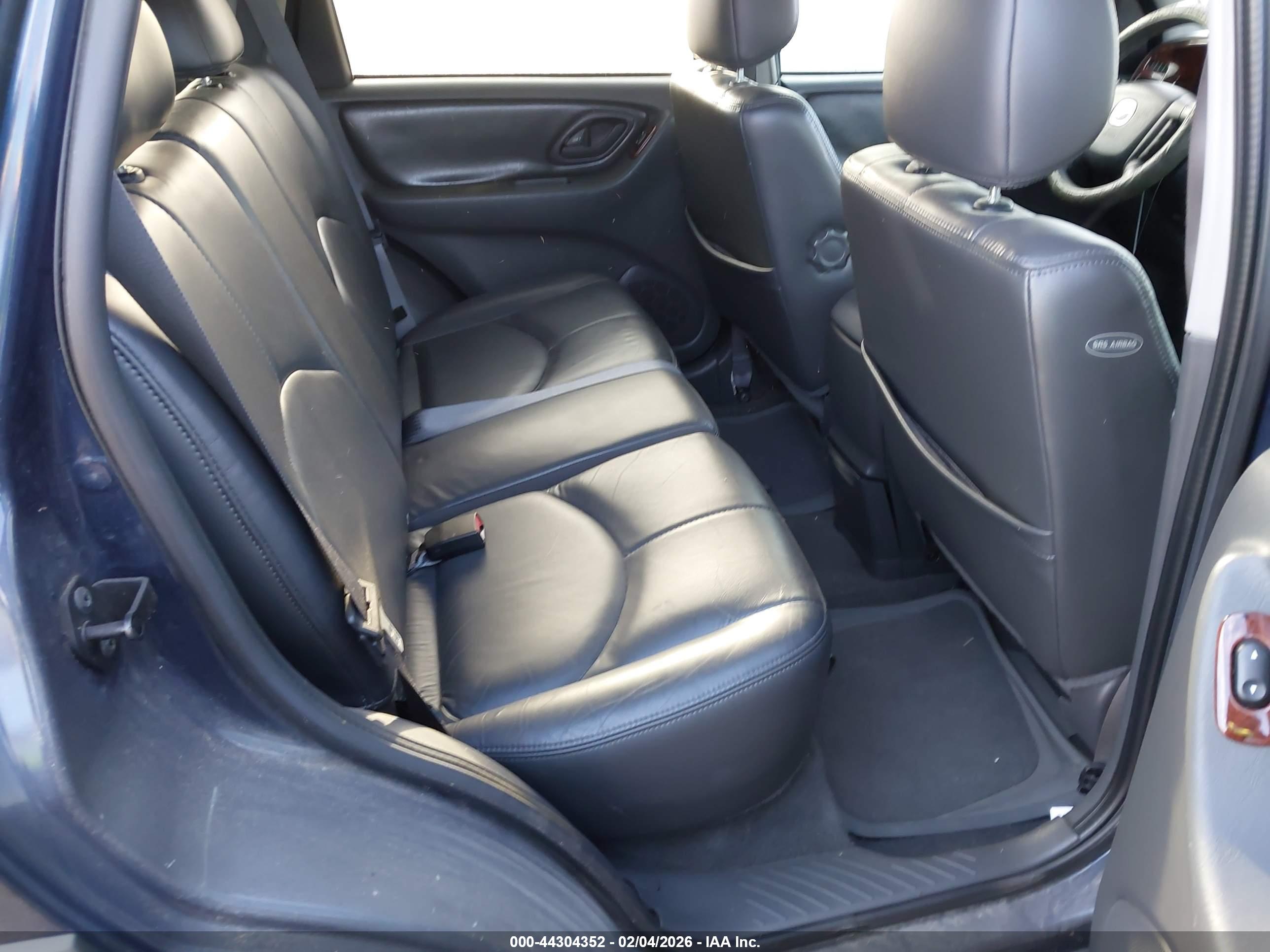 MAZDA TRIBUTE image 8
