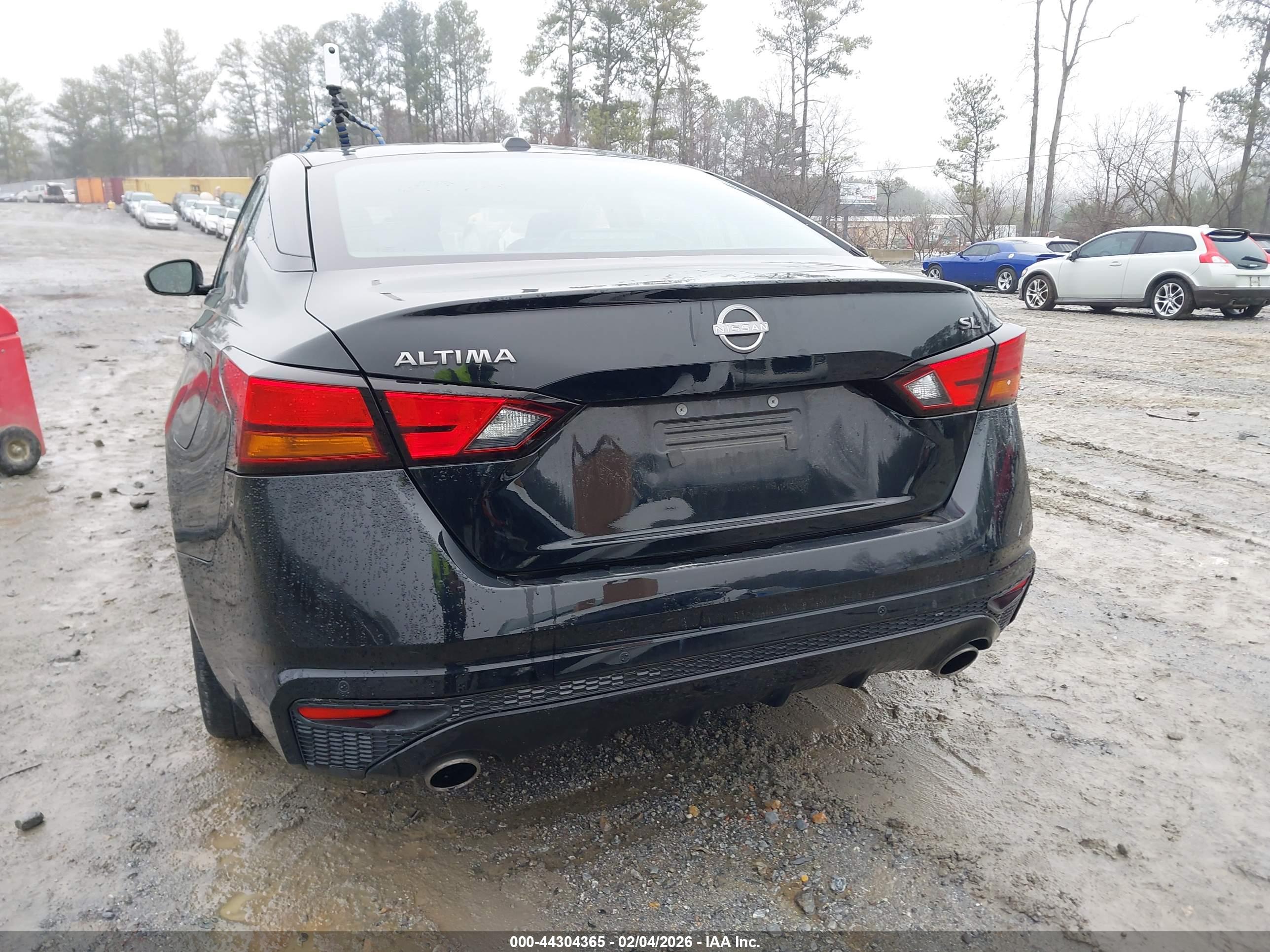 NISSAN ALTIMA image 6