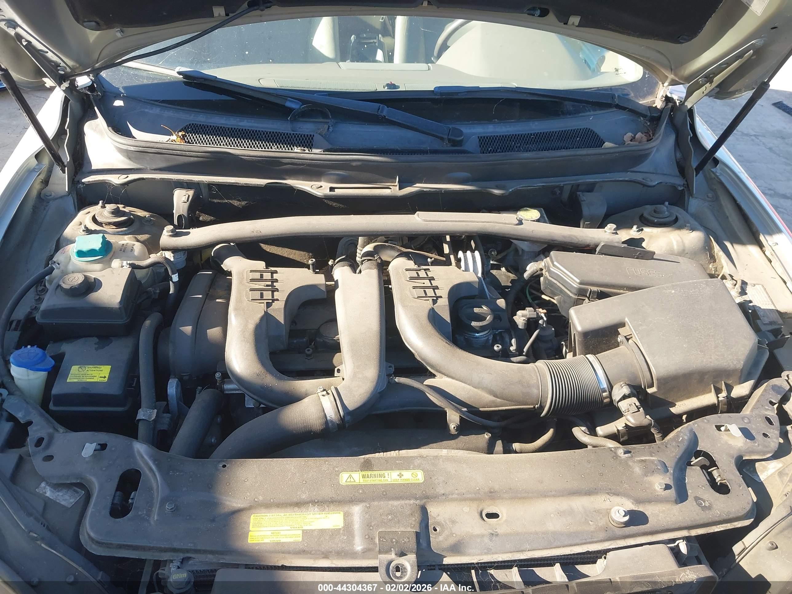 VOLVO XC90 image 10