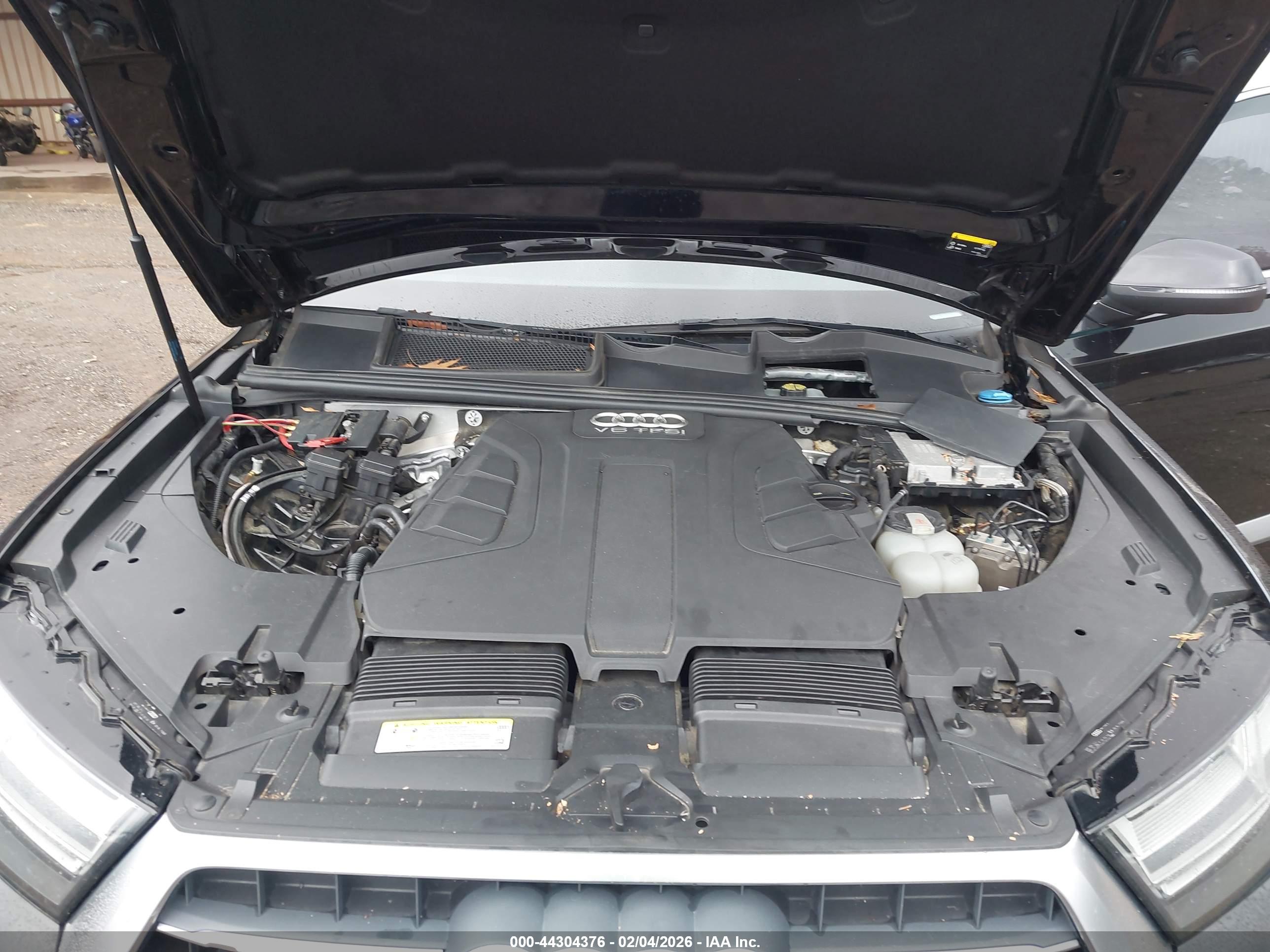 AUDI Q7 image 10