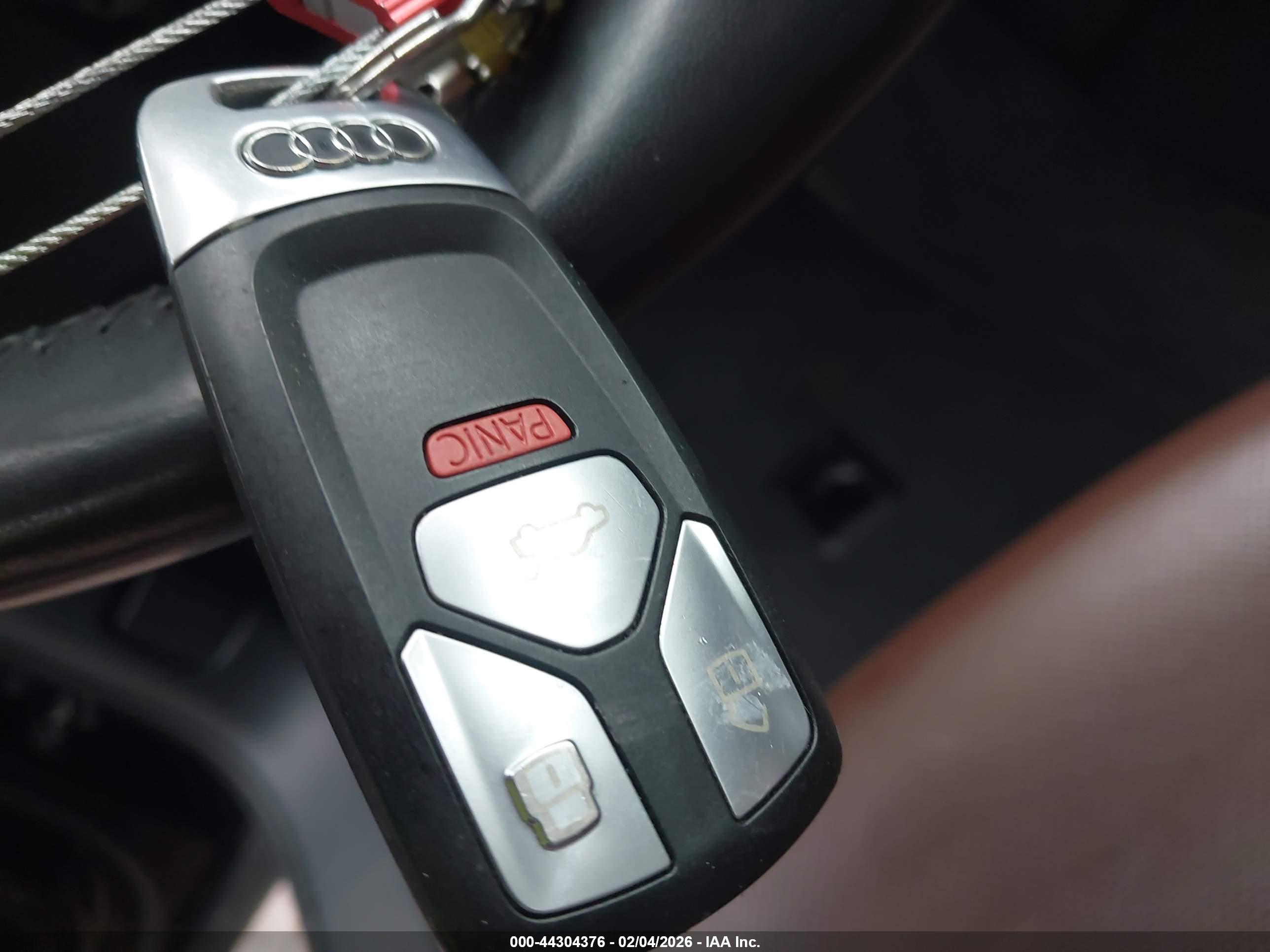 AUDI Q7 image 11