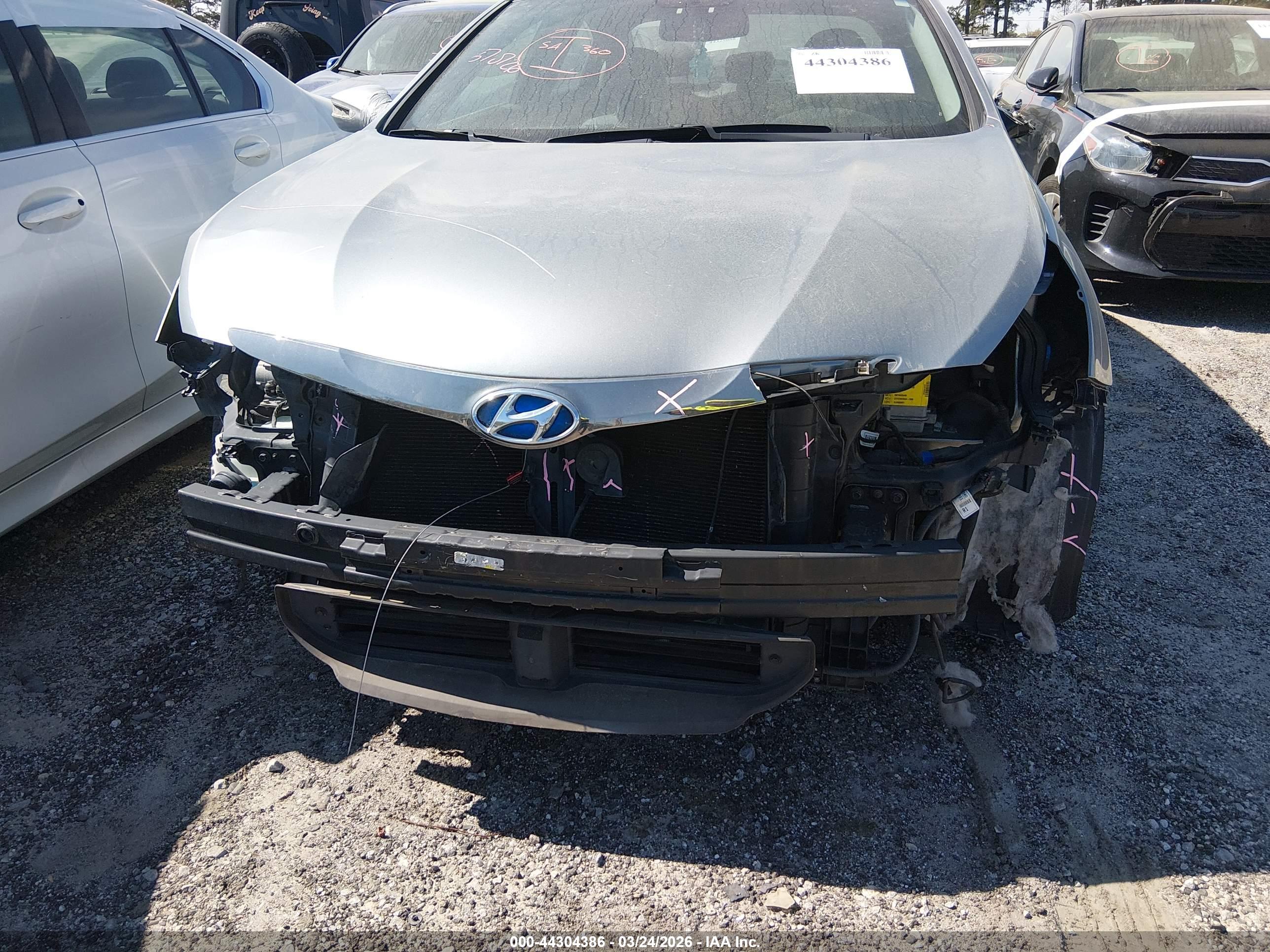 HYUNDAI SONATA image 6