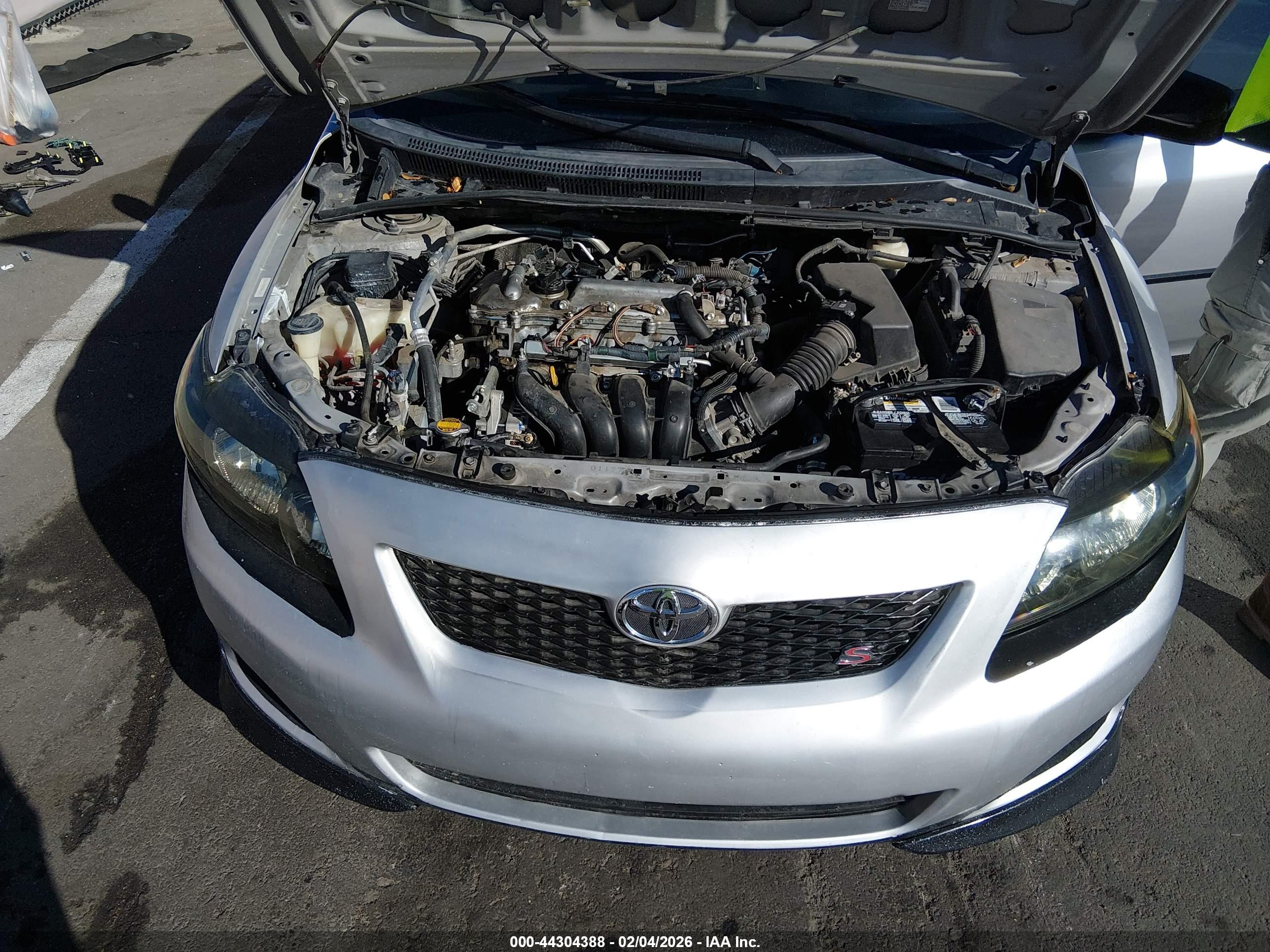 TOYOTA COROLLA image 10