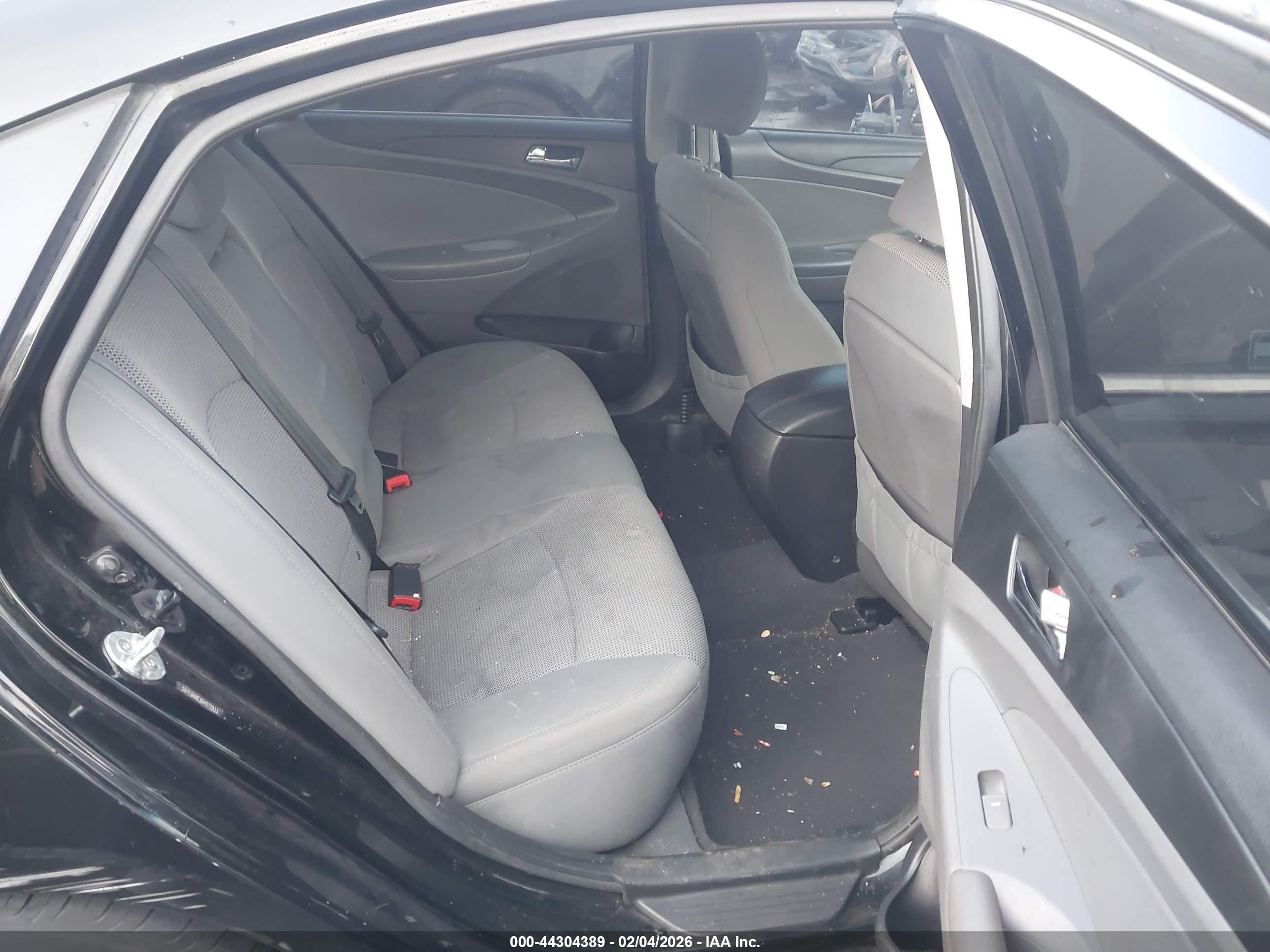 HYUNDAI SONATA image 8