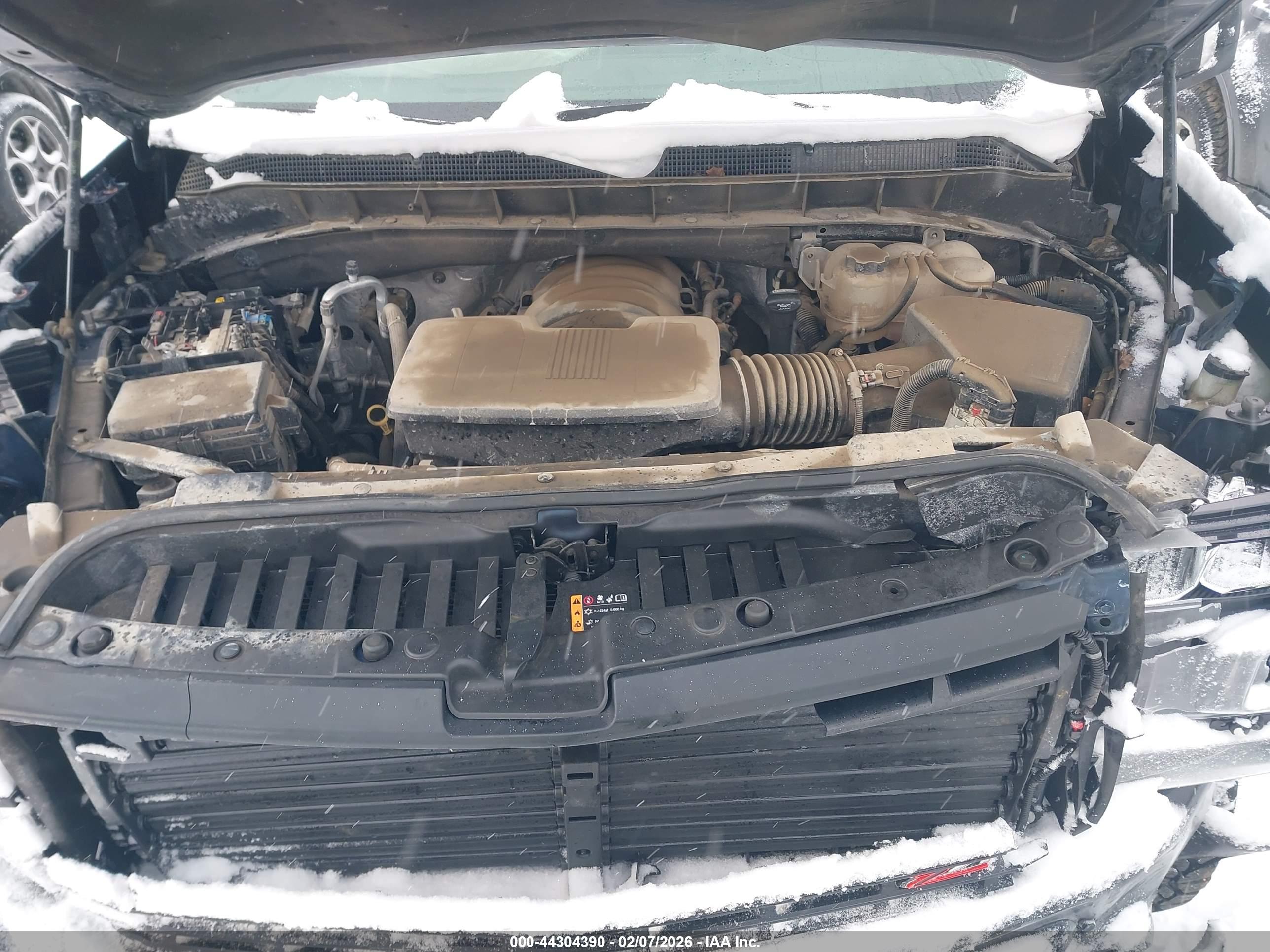 CHEVROLET SILVERADO image 10