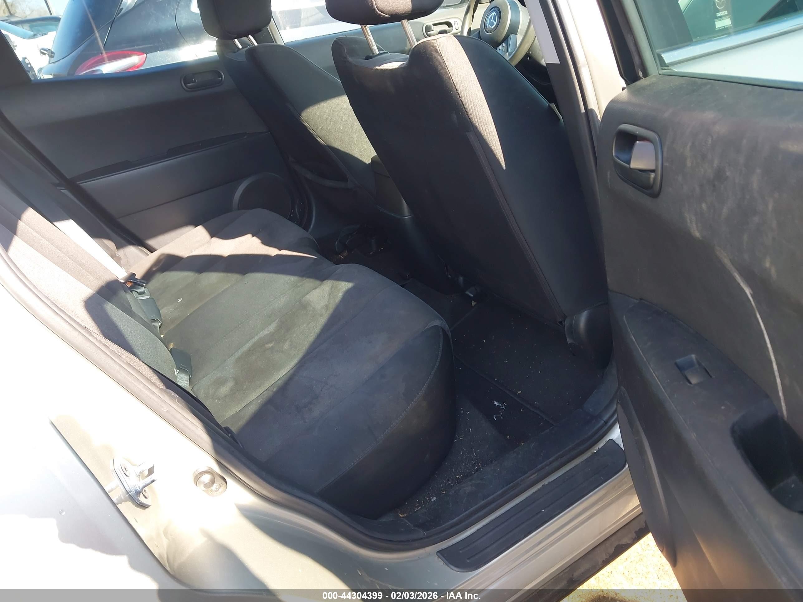 MAZDA CX-7 image 8
