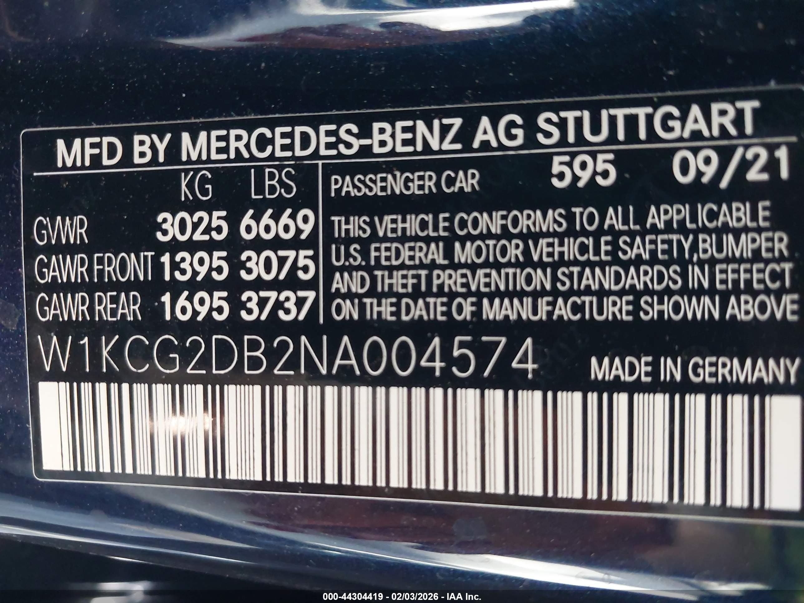 MERCEDES-BENZ EQS image 9
