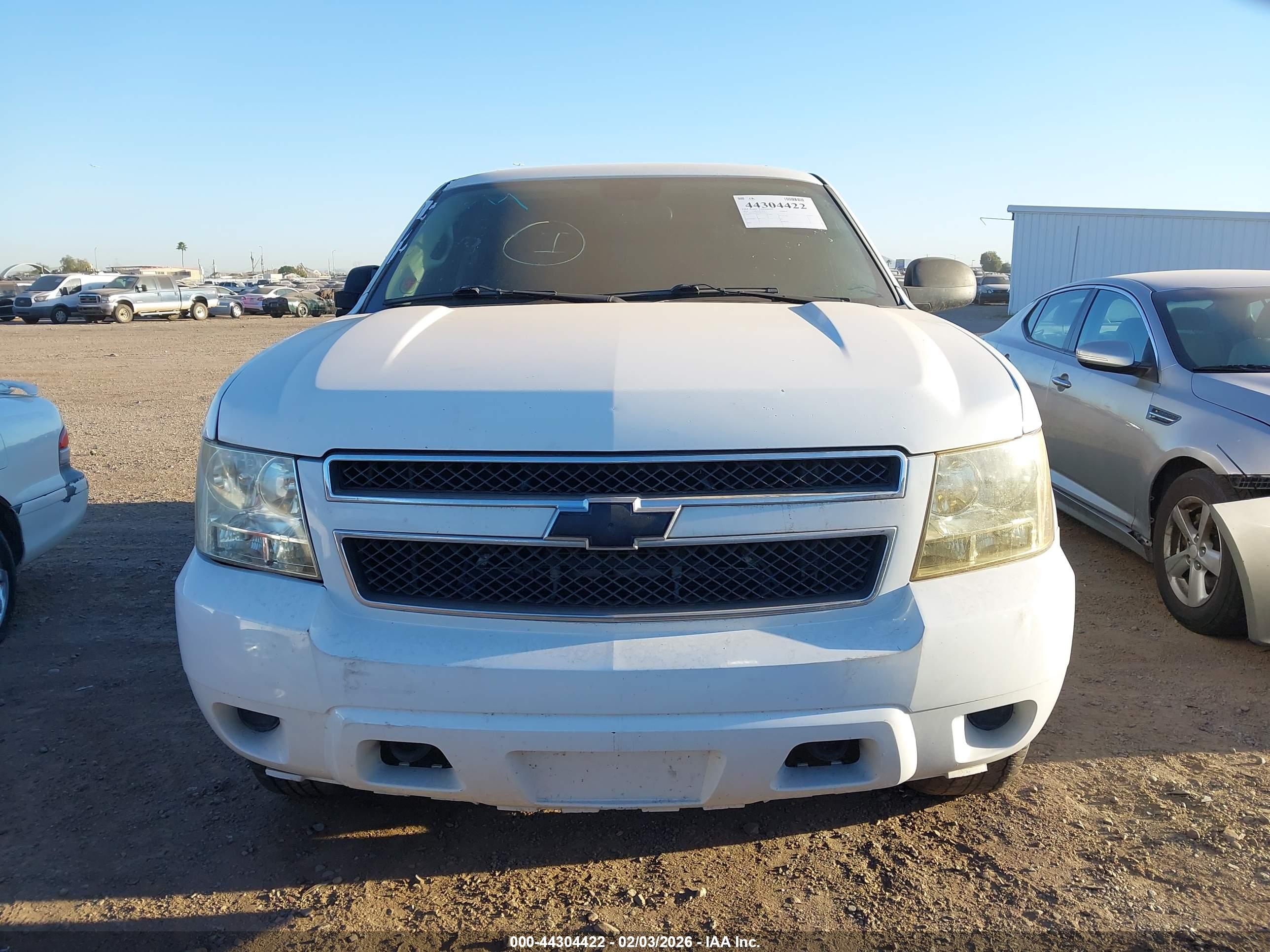 CHEVROLET TAHOE image 6