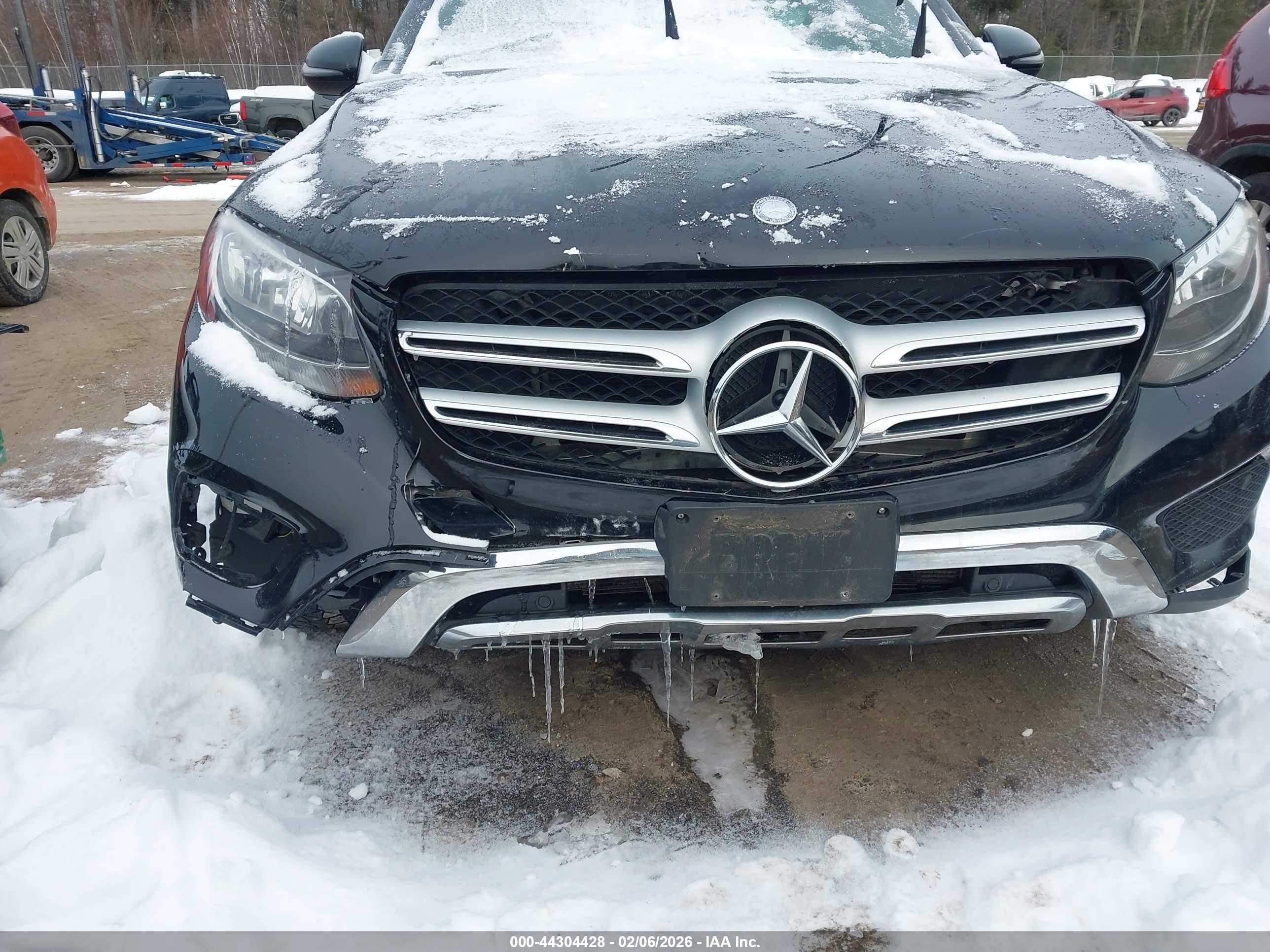 MERCEDES-BENZ GLC image 6