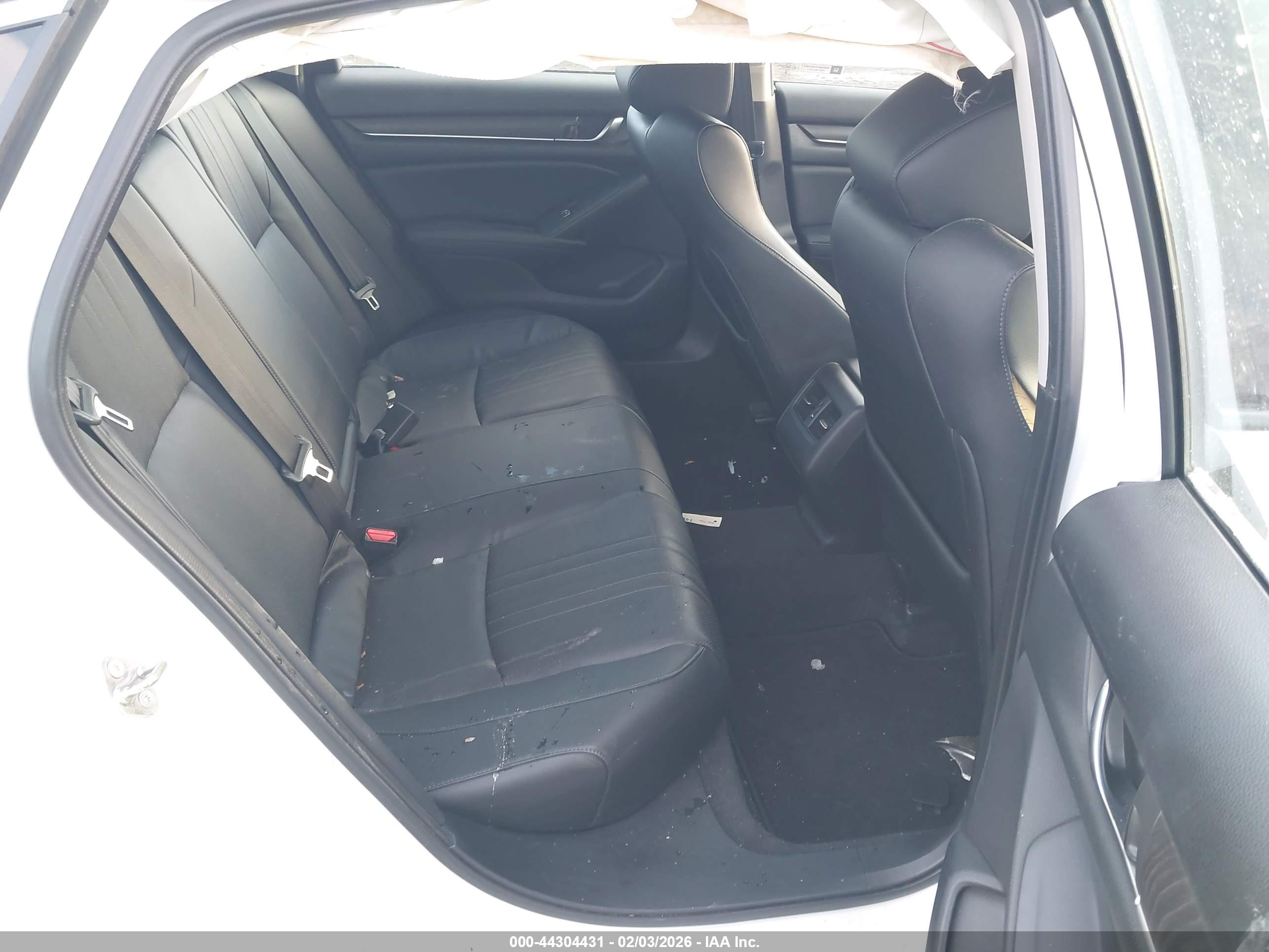 HONDA ACCORD image 8