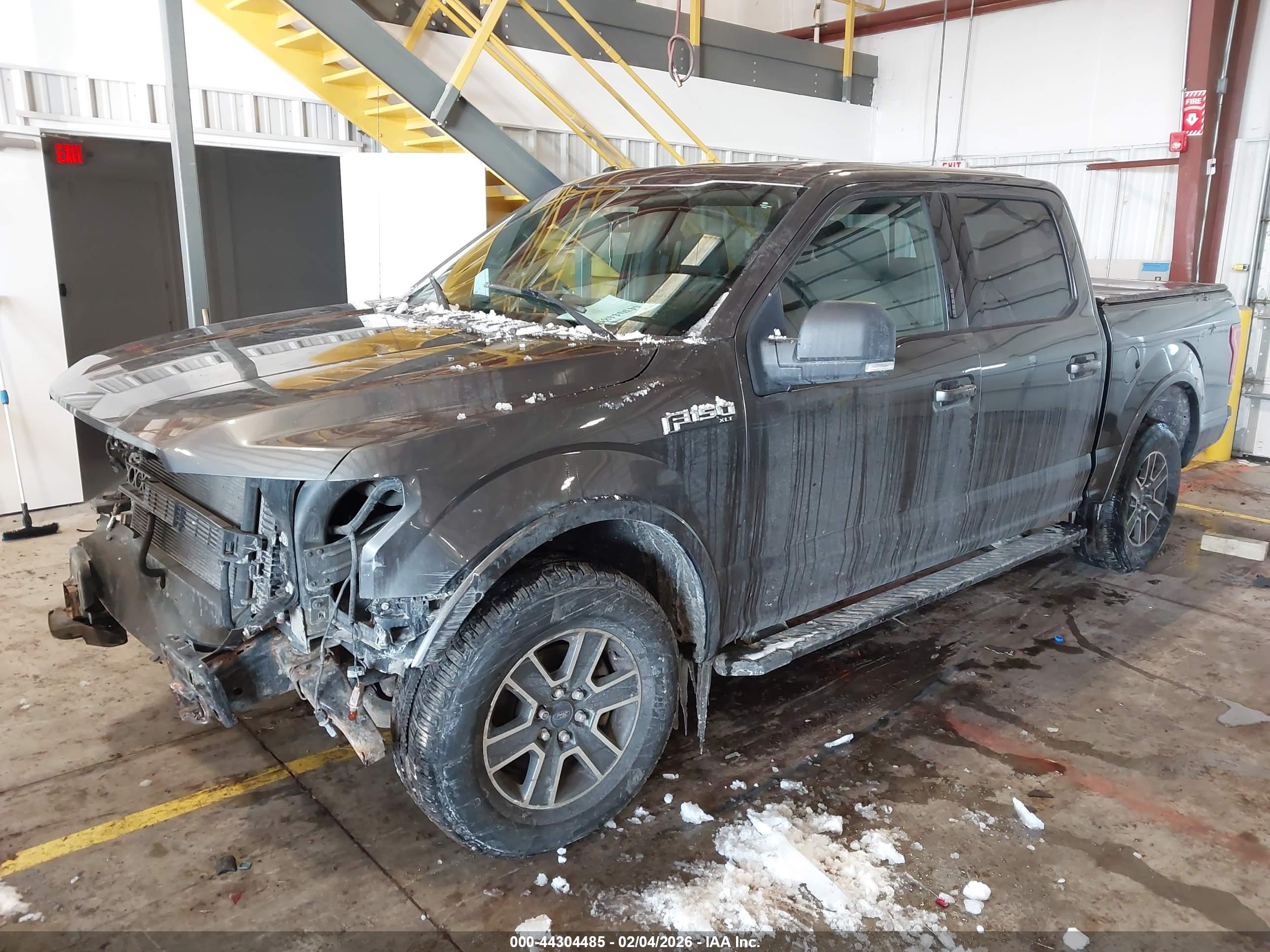 FORD F-150 image 2