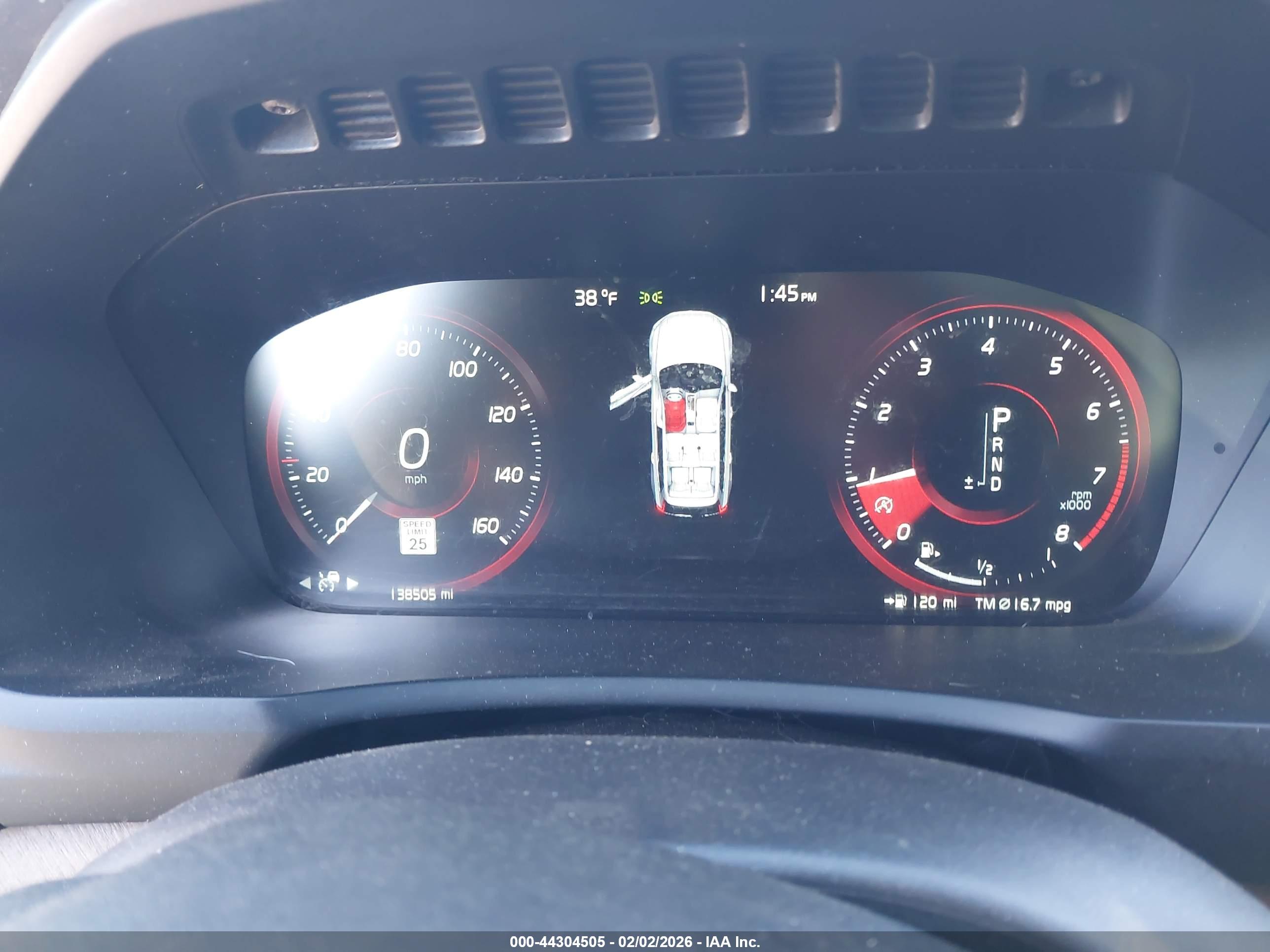 VOLVO XC90 image 7