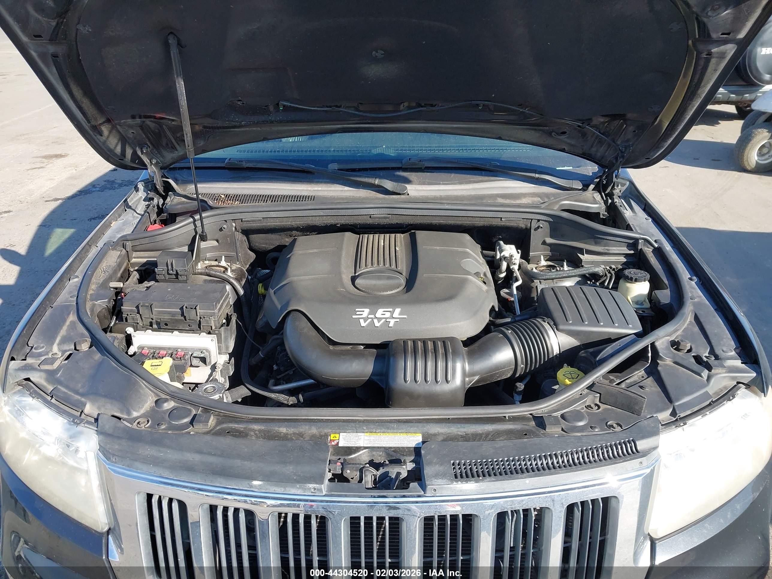 JEEP GRAND image 10