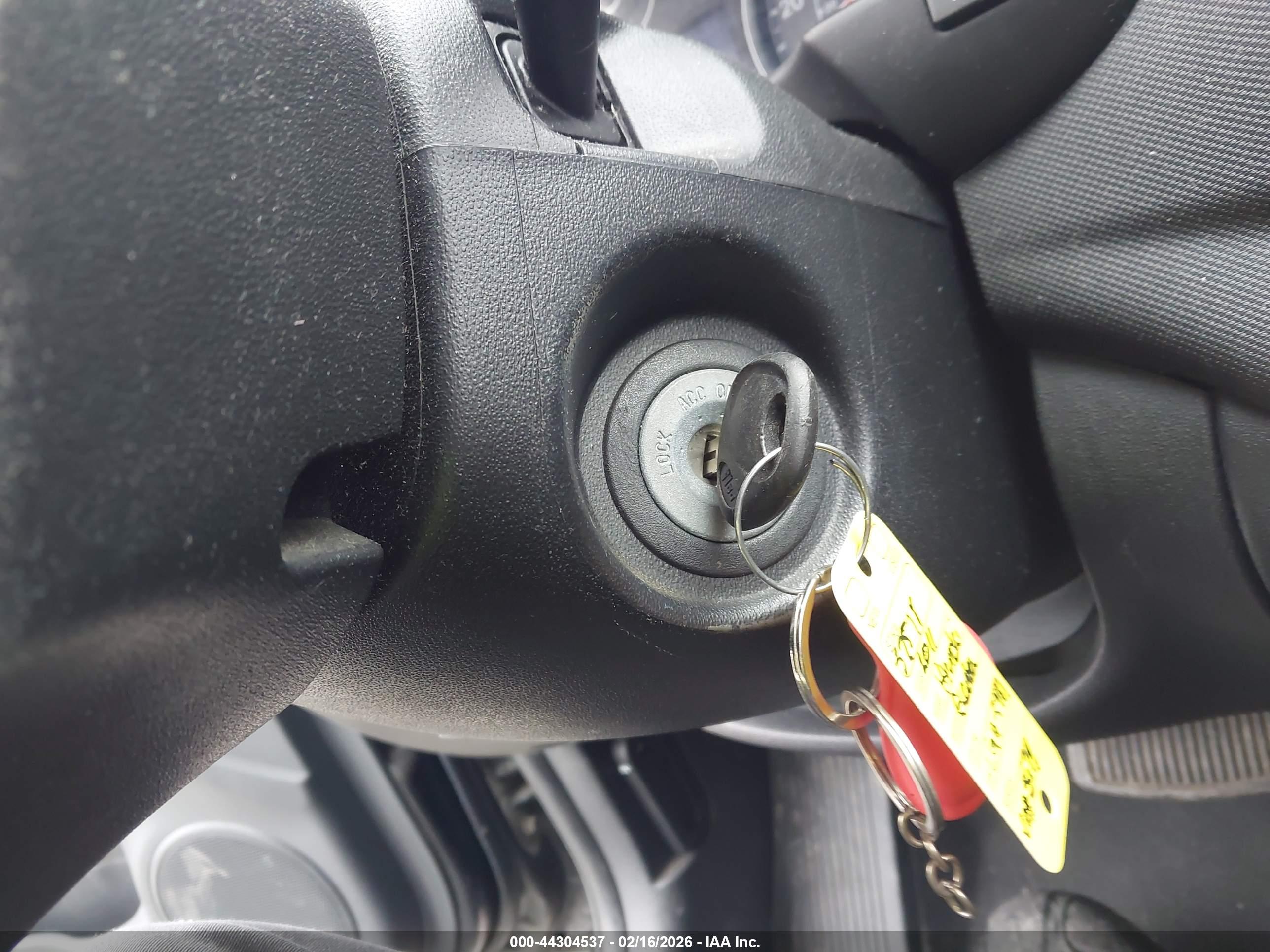 HYUNDAI ELANTRA image 11