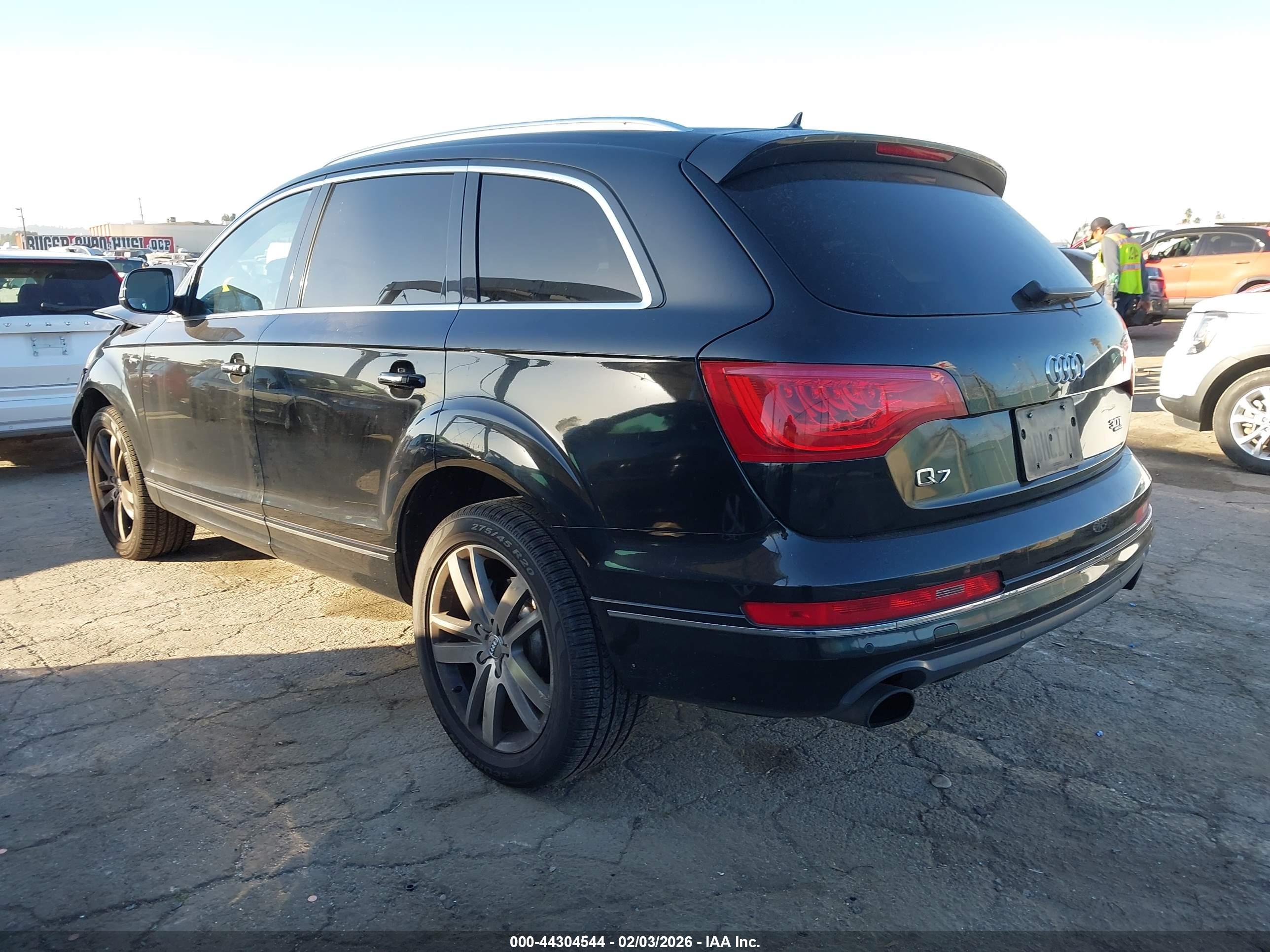 AUDI Q7 image 3