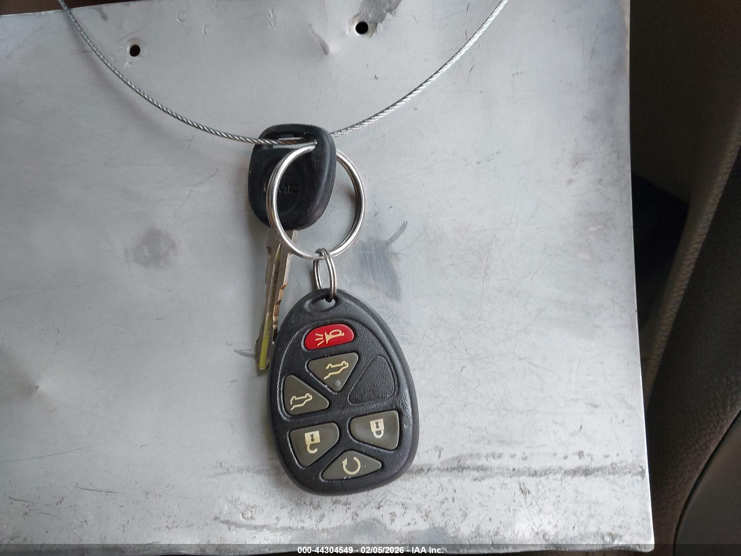 GMC YUKON image 11