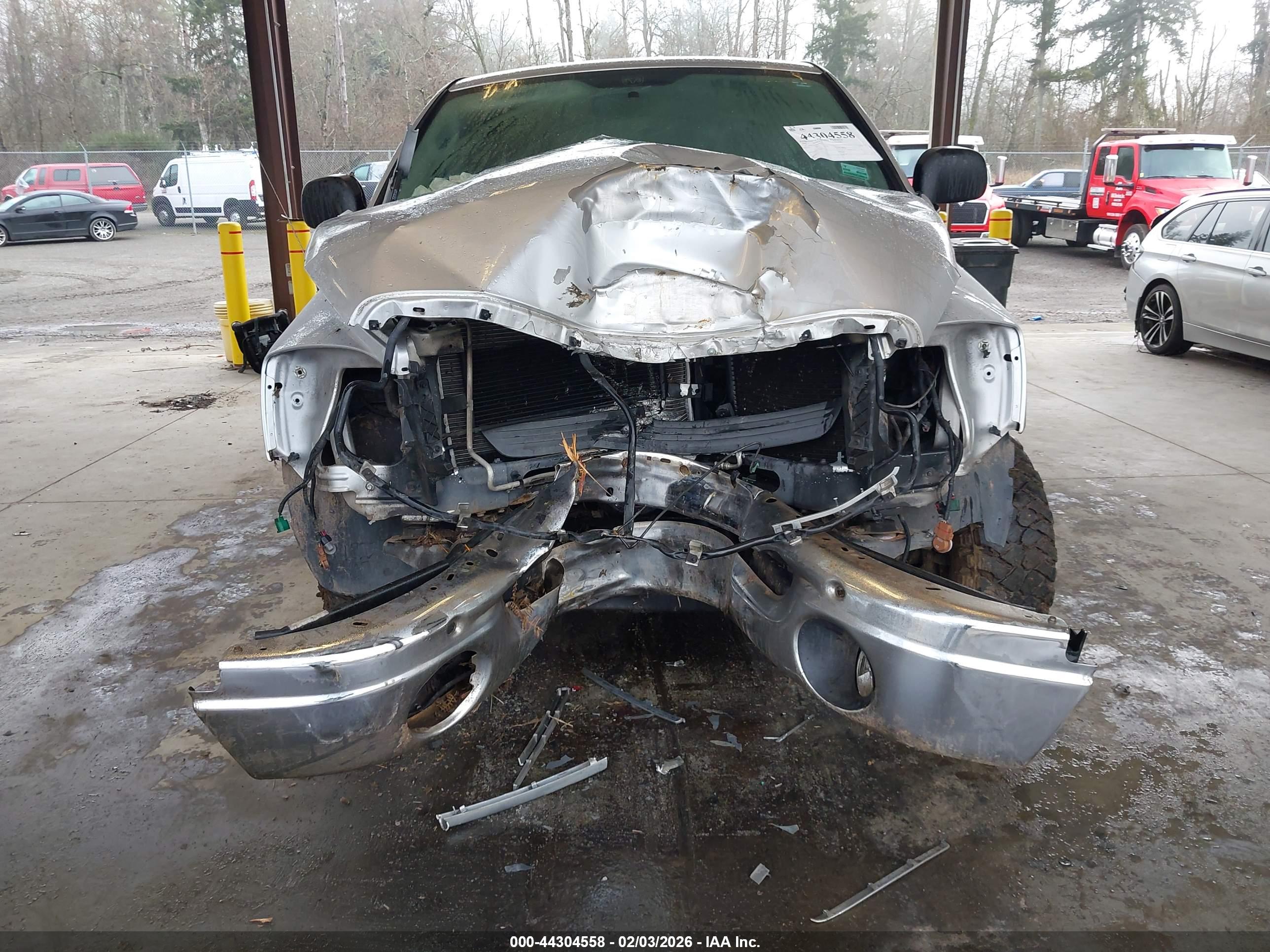 DODGE RAM image 6