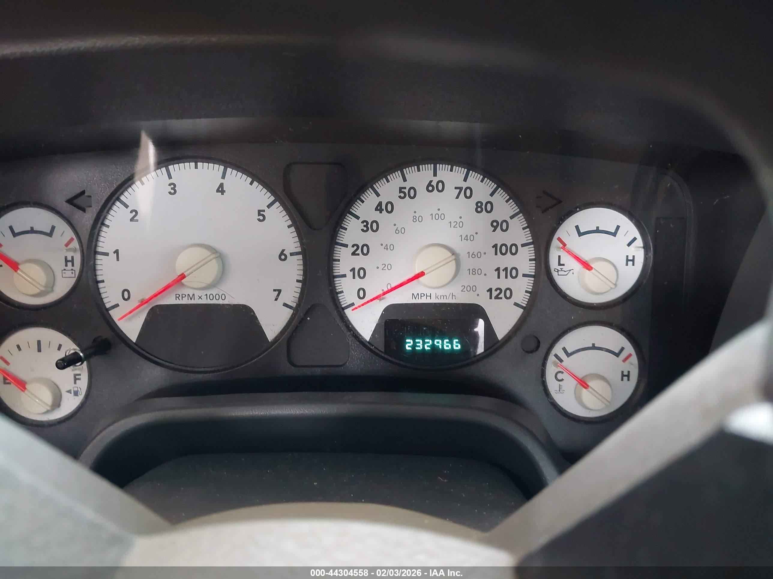 DODGE RAM image 7