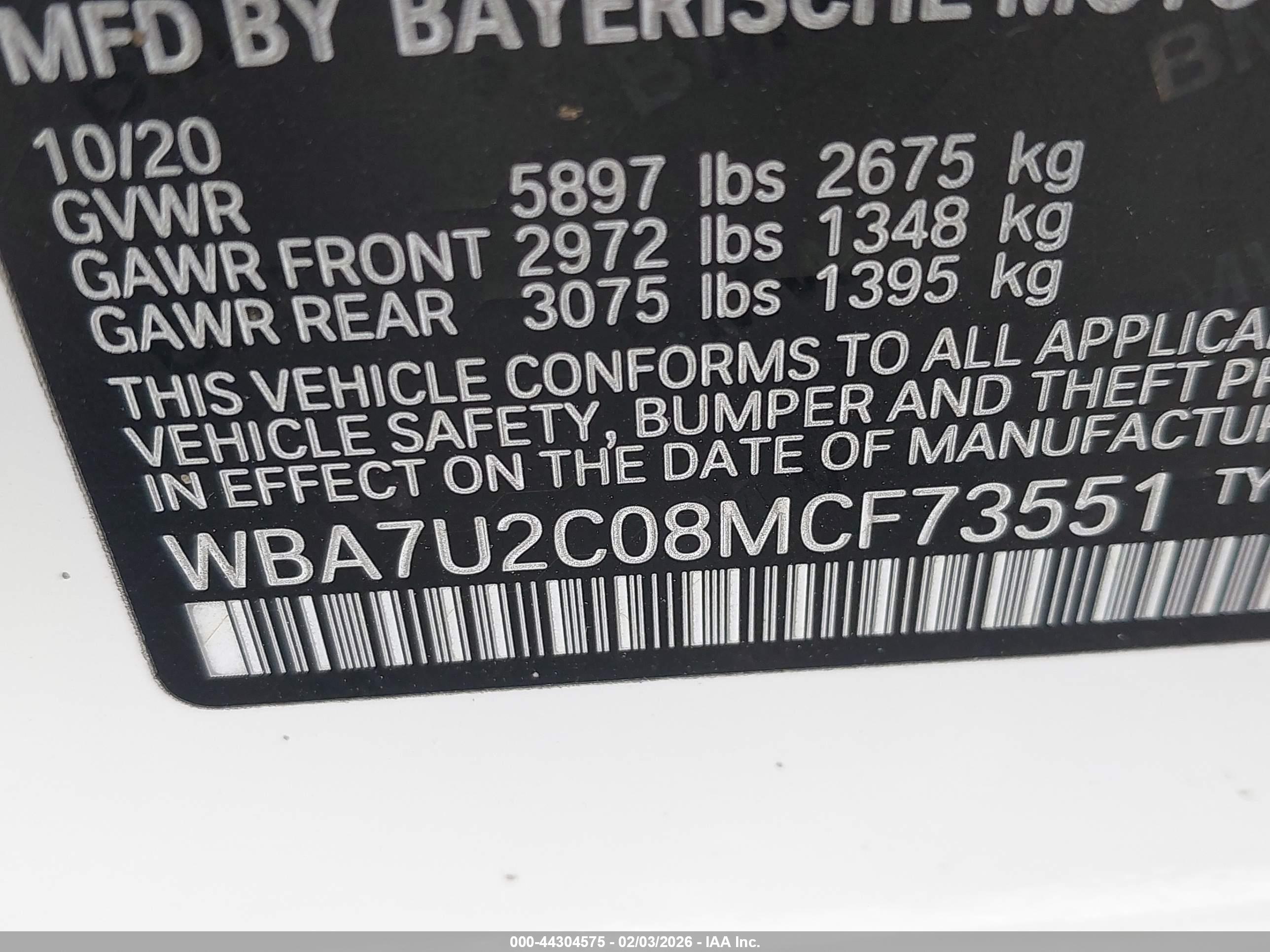 BMW 750I image 9