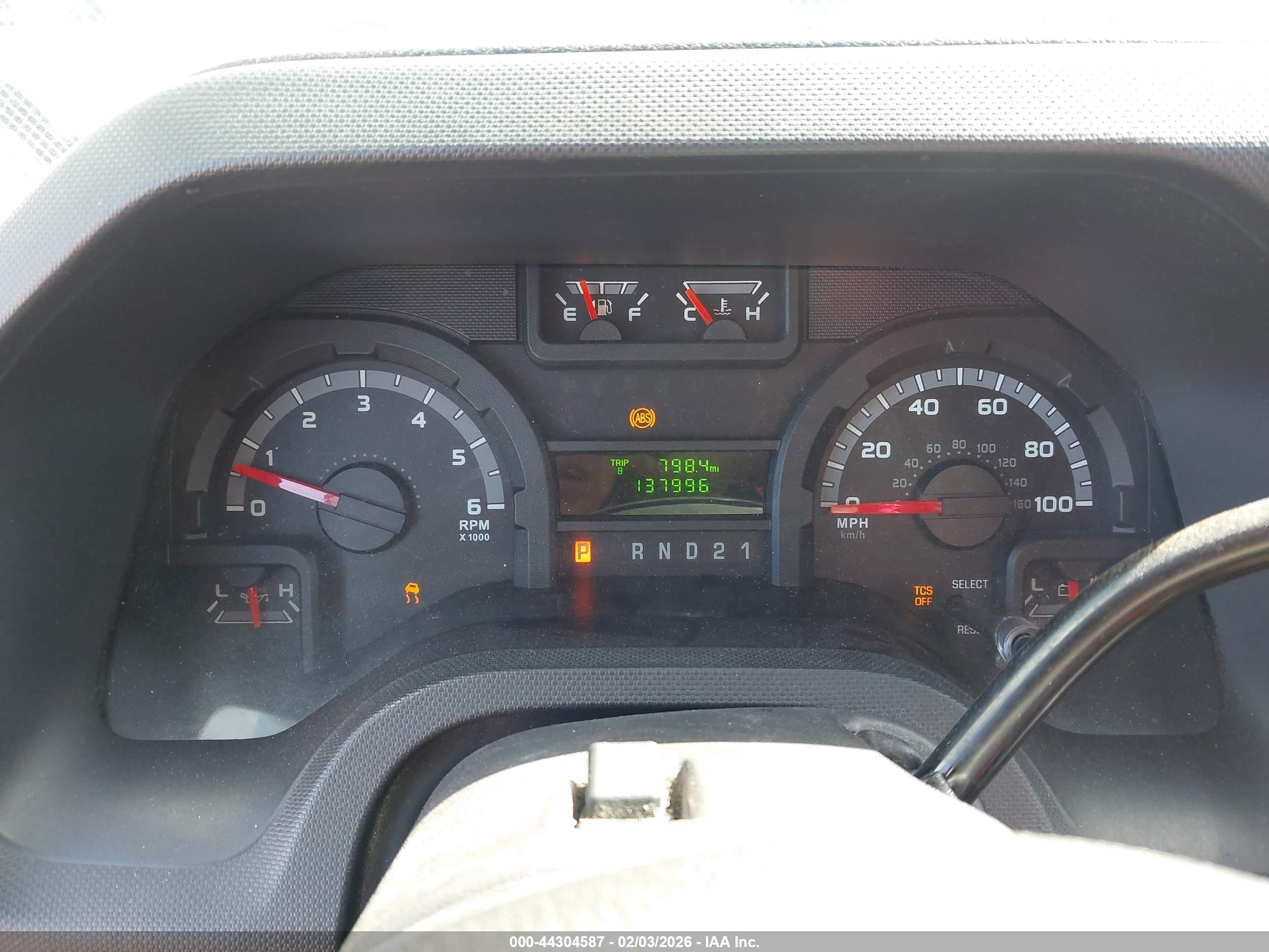 FORD E-250 image 7
