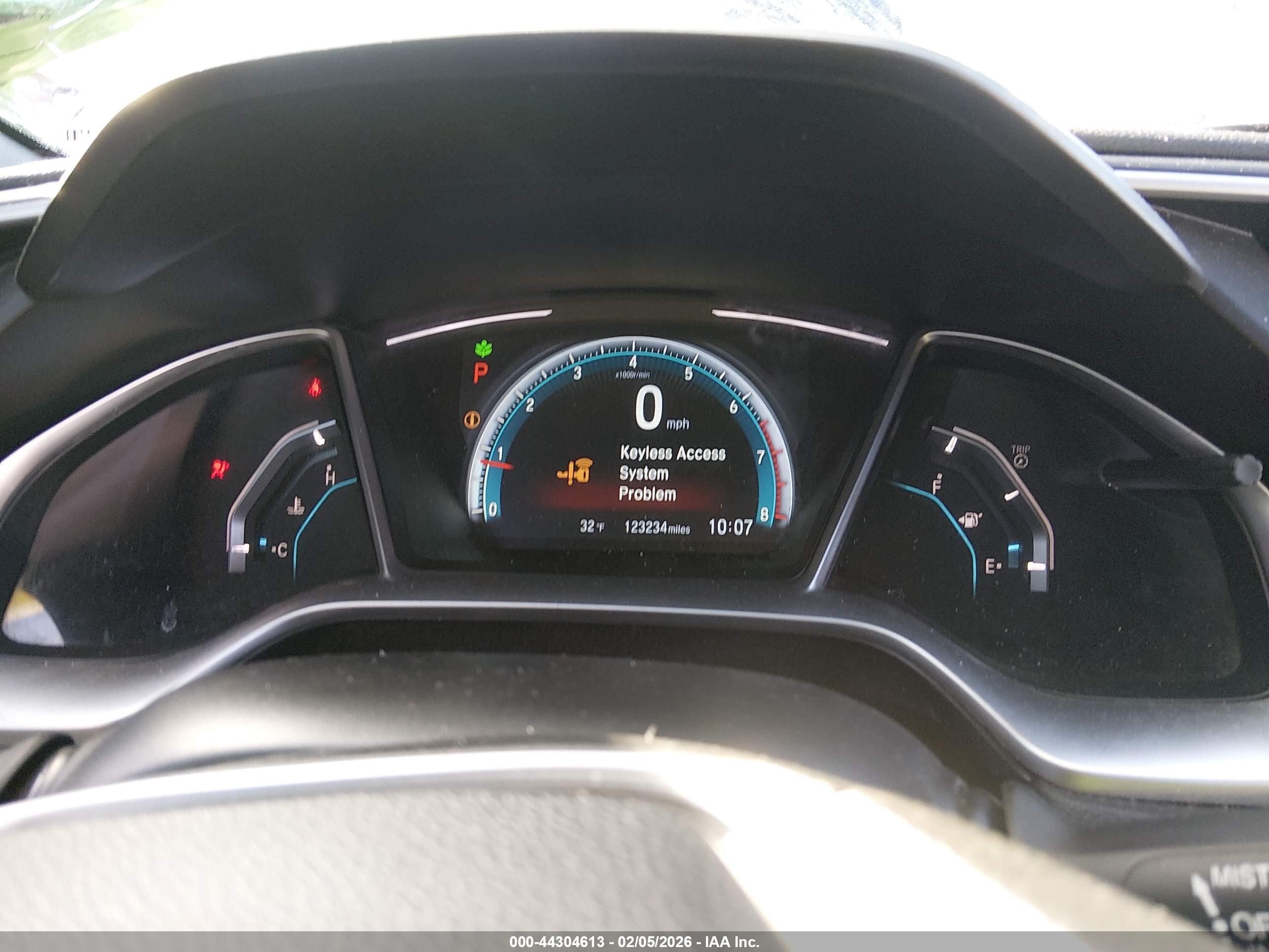 HONDA CIVIC image 7