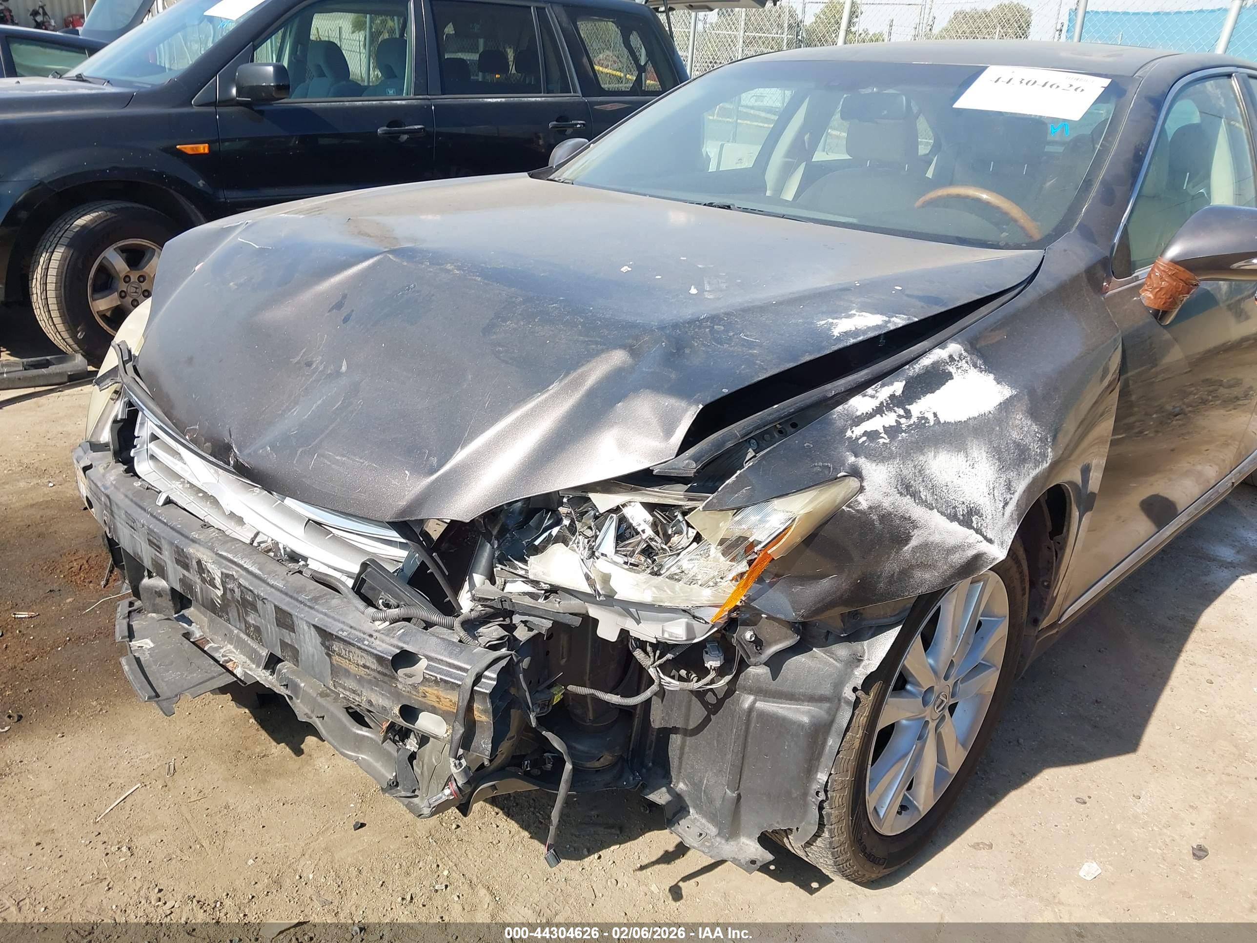 LEXUS ES image 6
