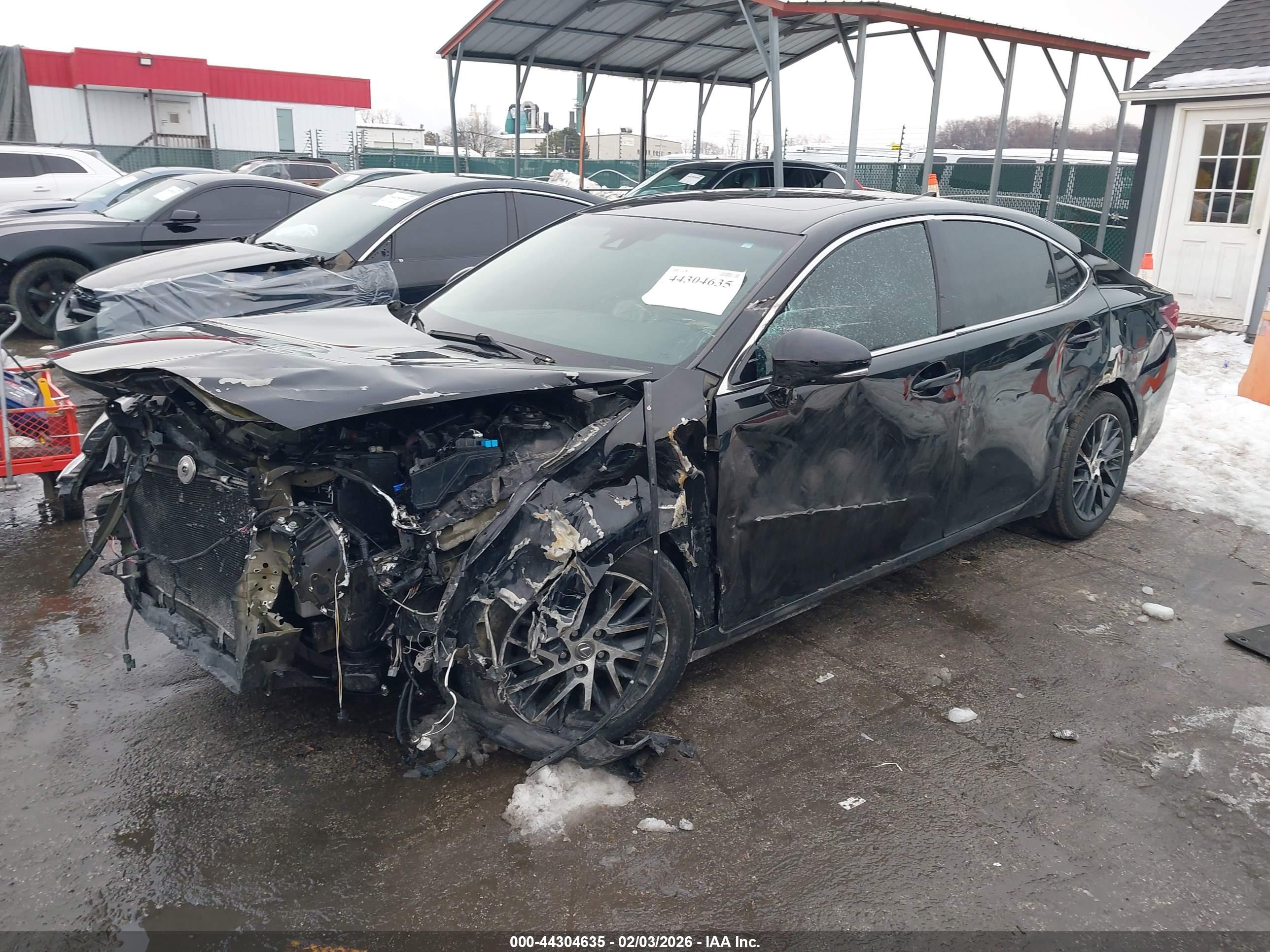 LEXUS ES image 2