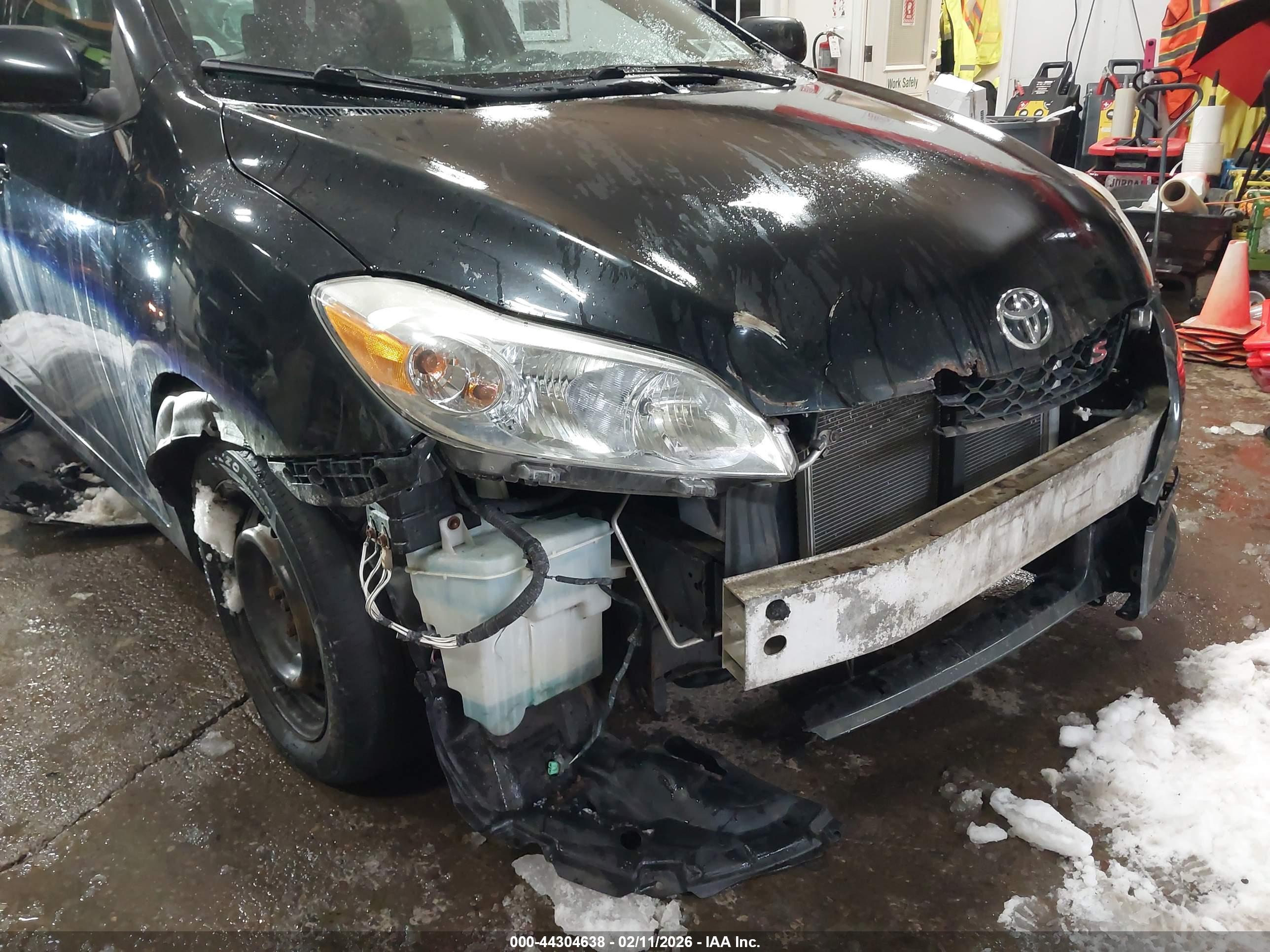 TOYOTA MATRIX image 6