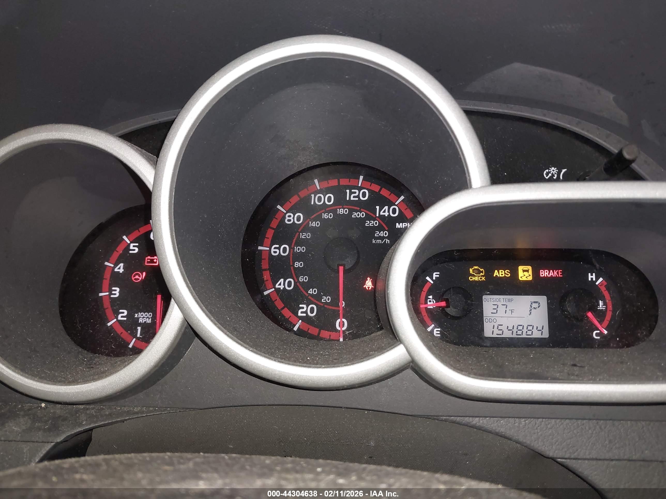 TOYOTA MATRIX image 7
