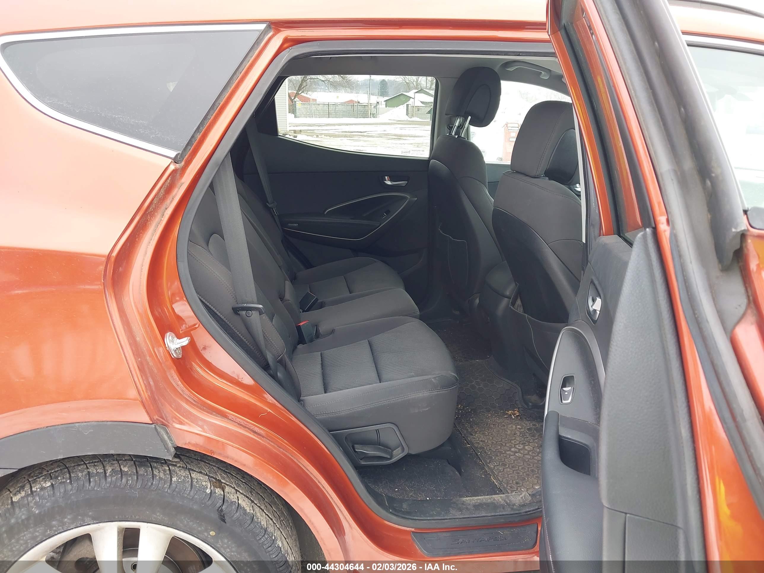 HYUNDAI SANTA image 8