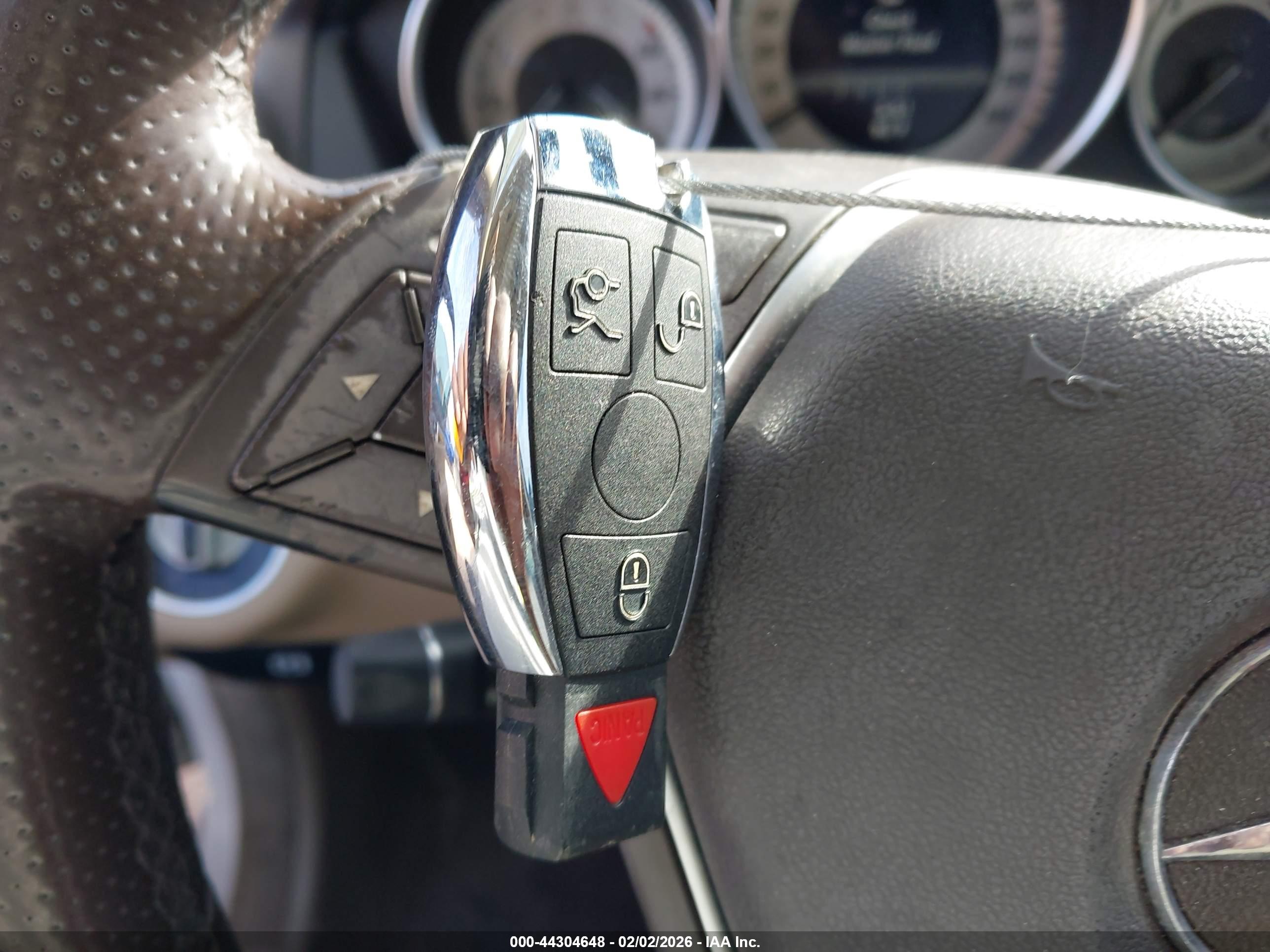 MERCEDES-BENZ C image 11