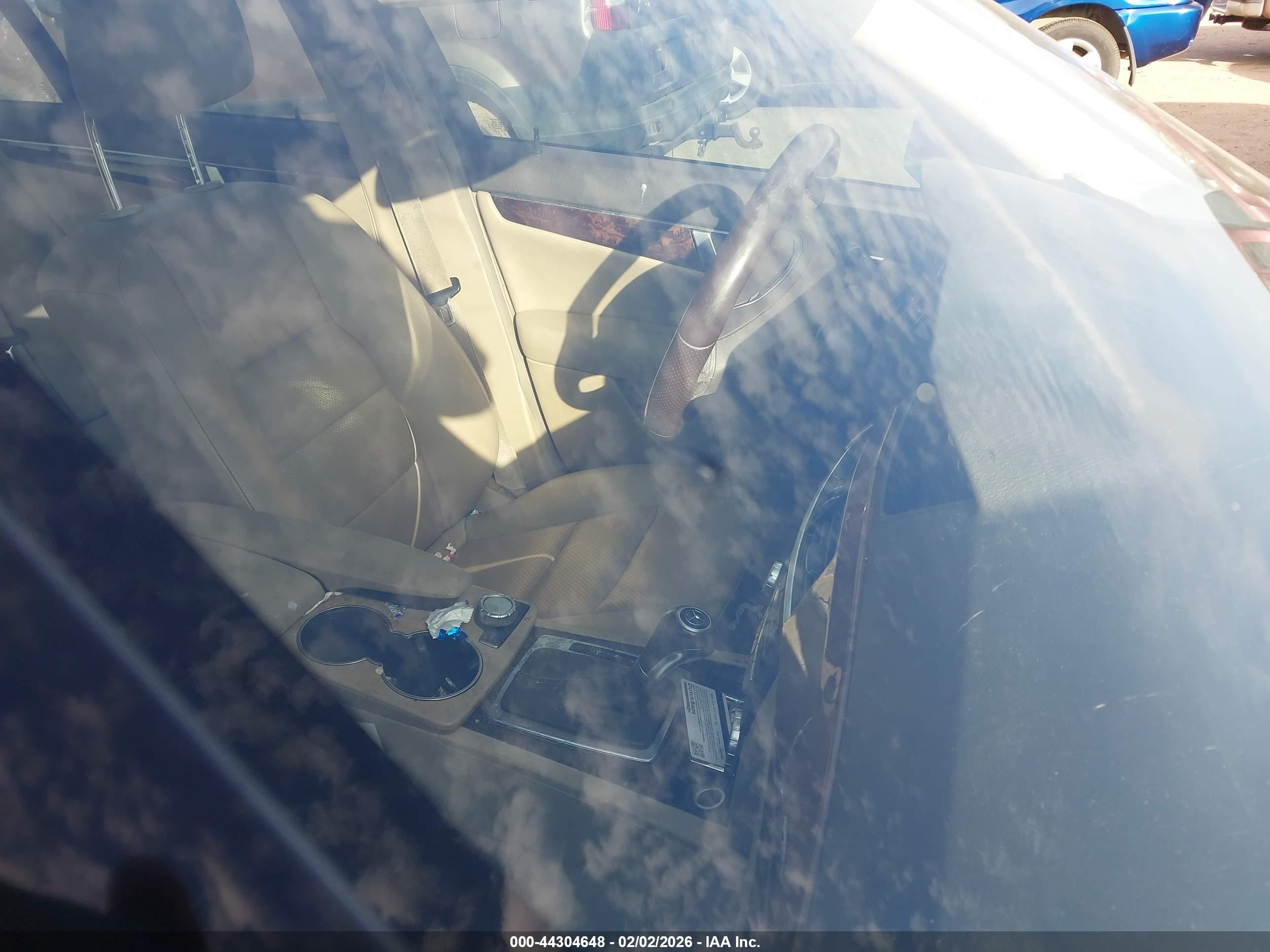 MERCEDES-BENZ C image 6