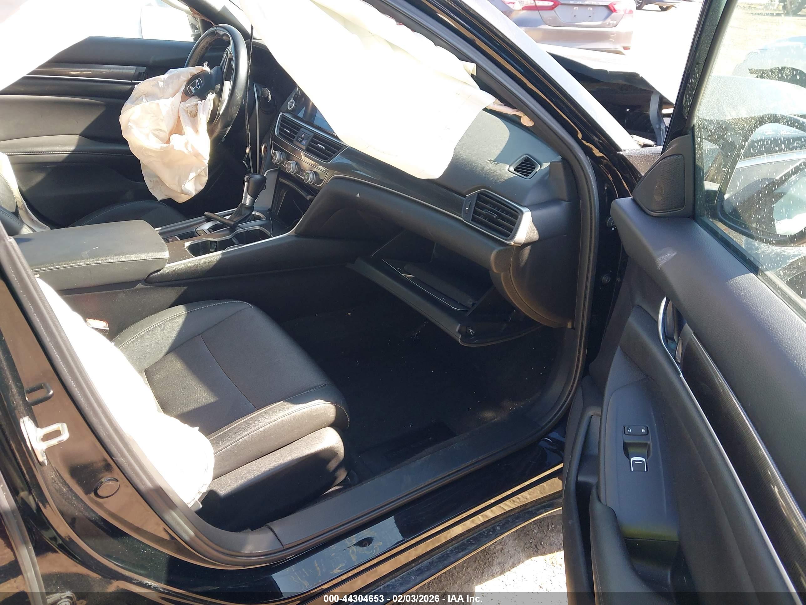 HONDA ACCORD image 5