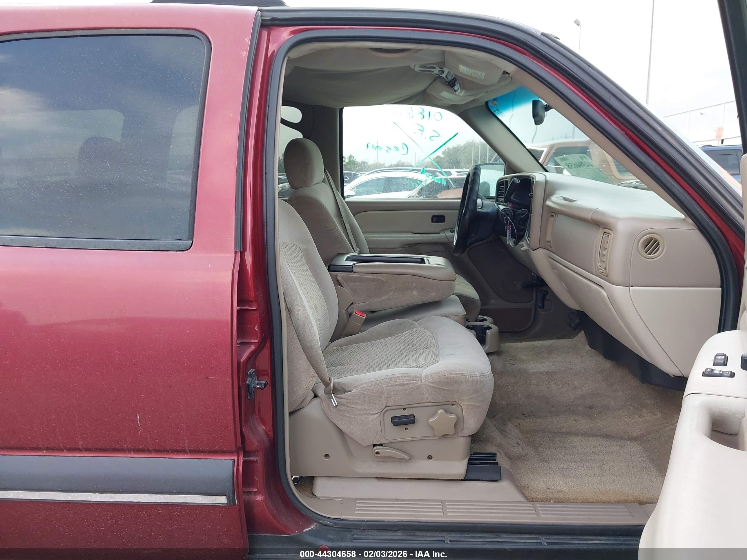 CHEVROLET TAHOE image 5
