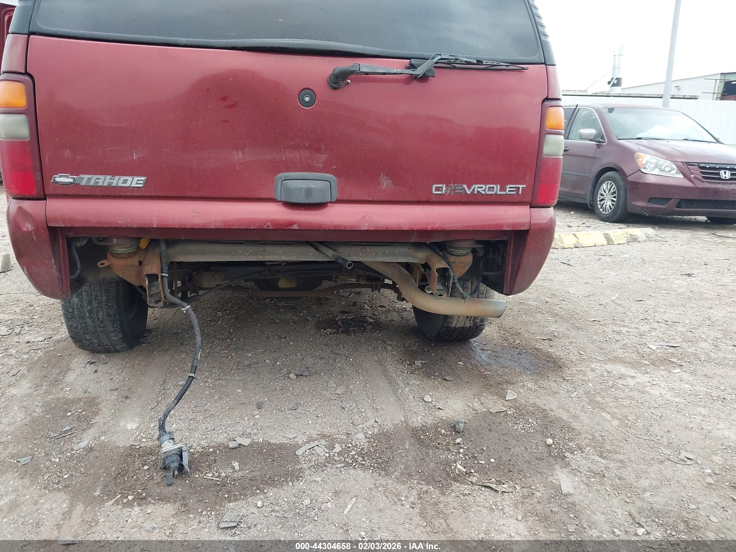 CHEVROLET TAHOE image 6