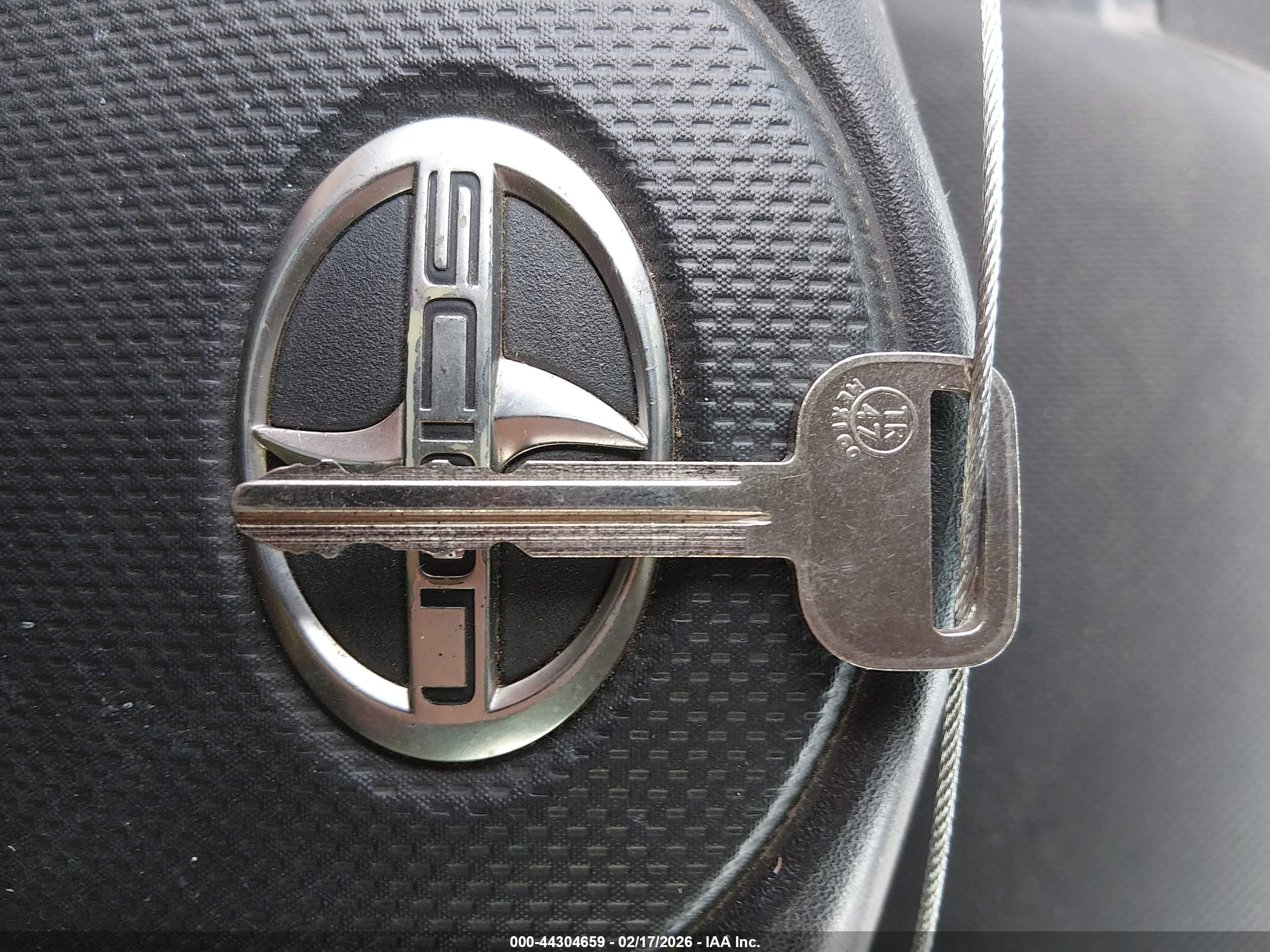 SCION XB image 11