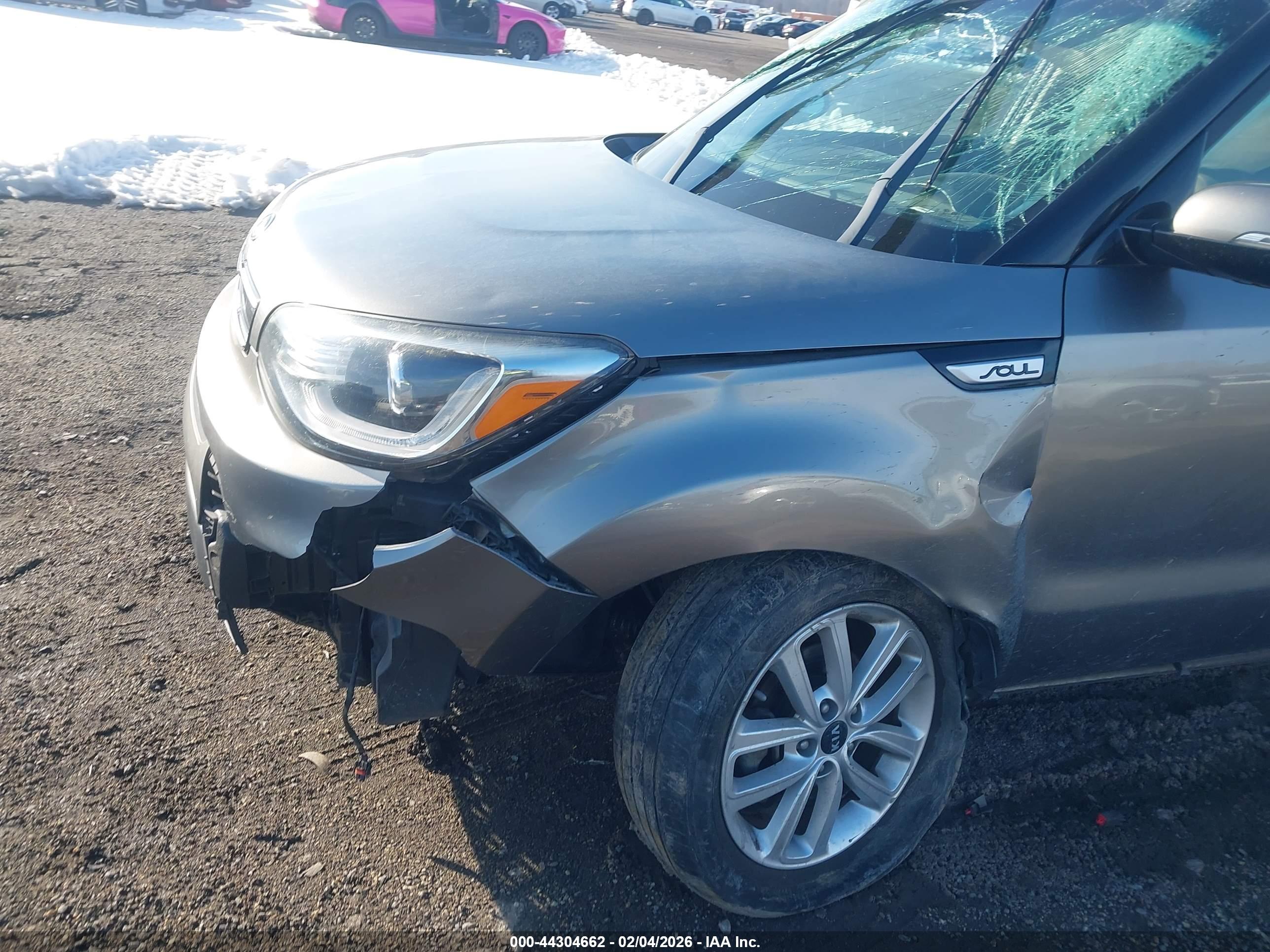 KIA SOUL image 6