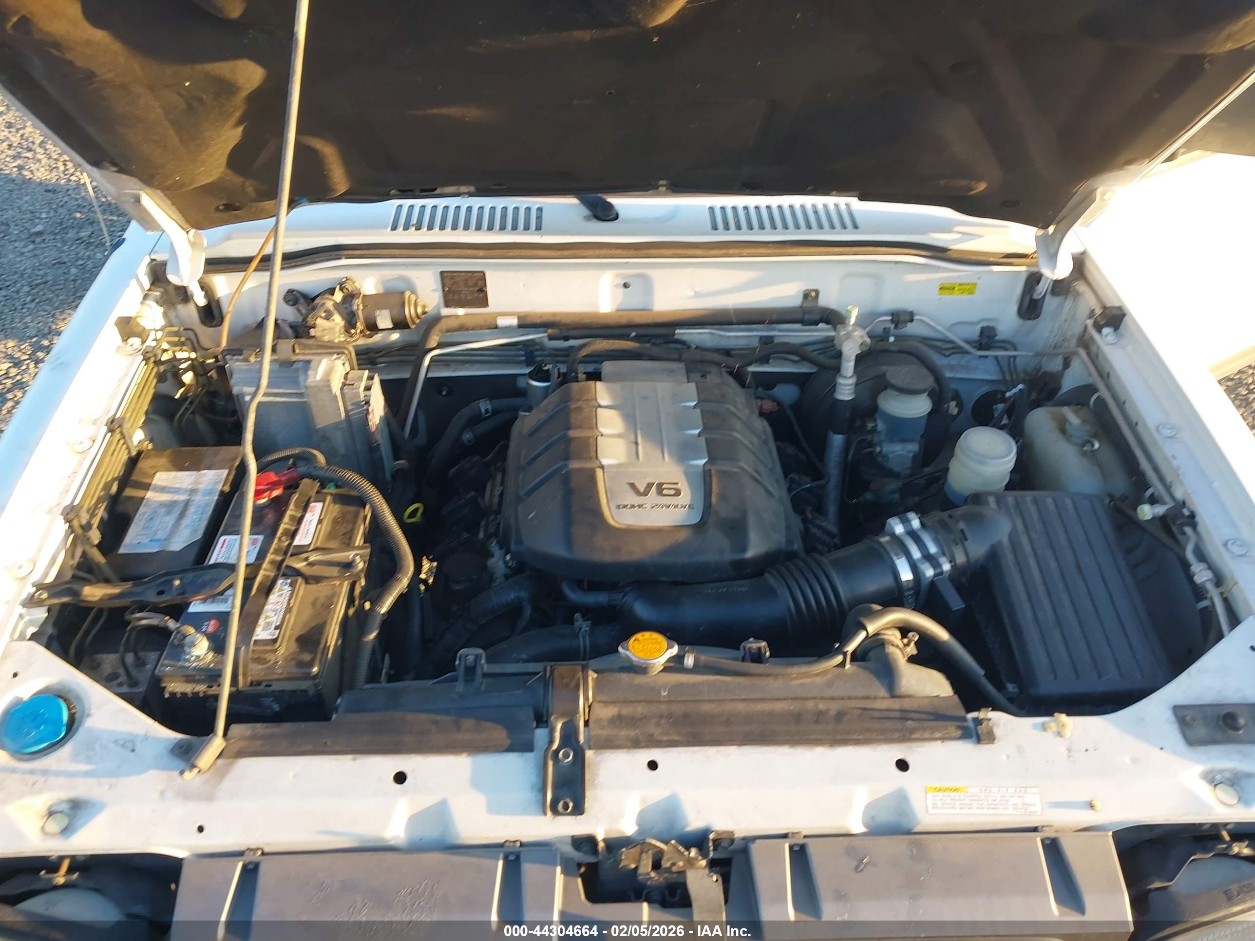 ISUZU TROOPER image 10