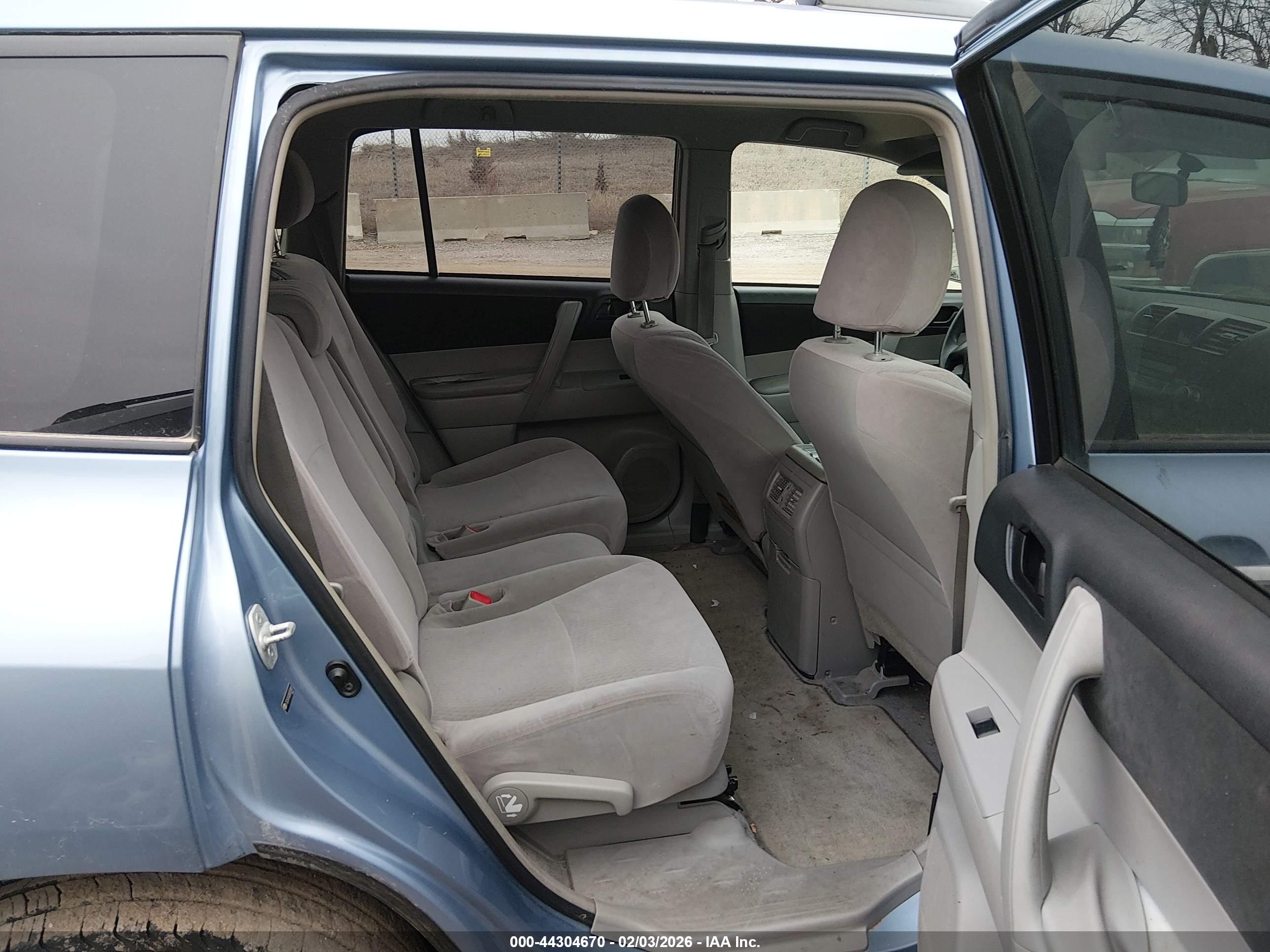 TOYOTA HIGHLANDER image 8