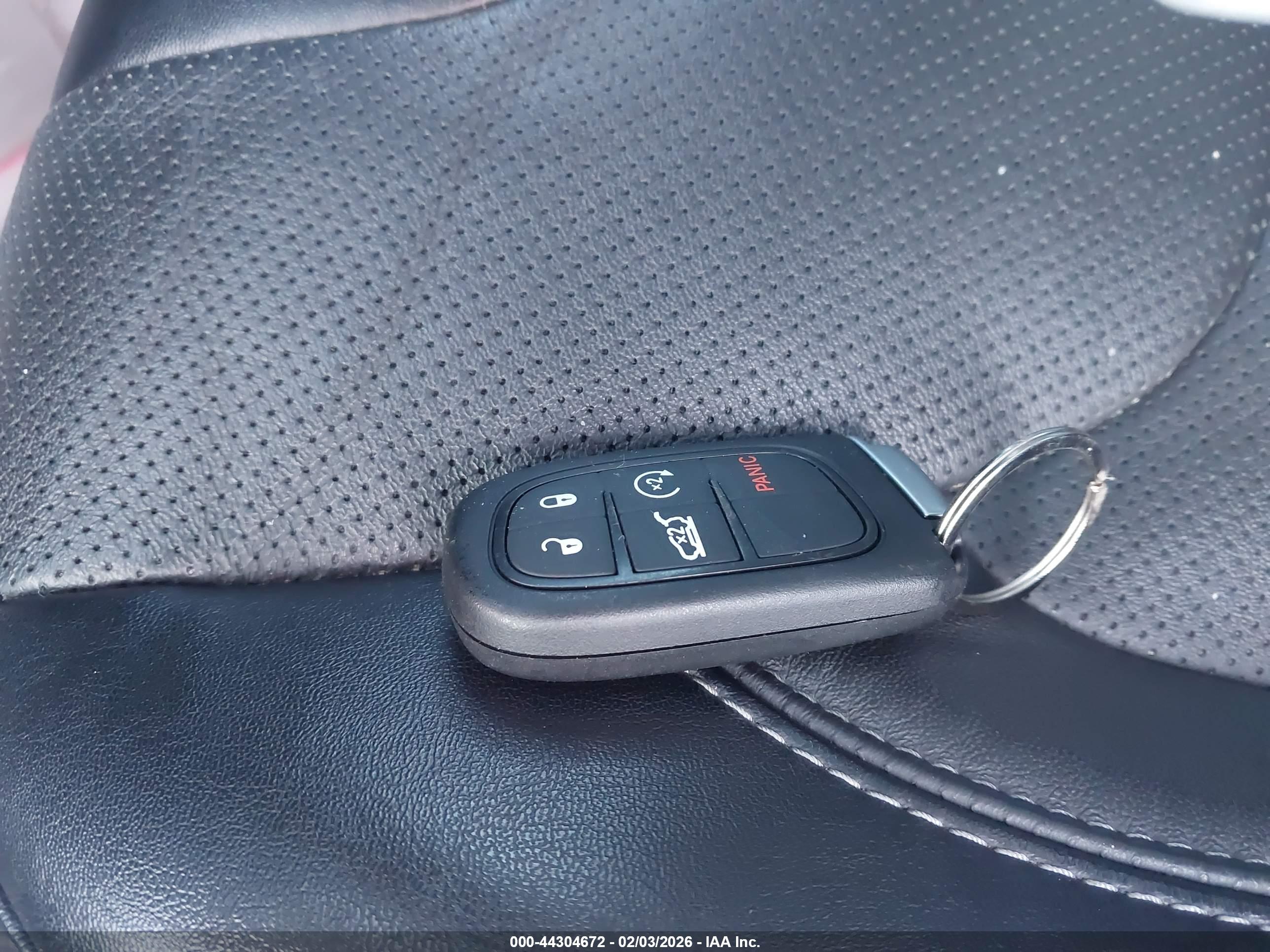 JEEP CHEROKEE image 11