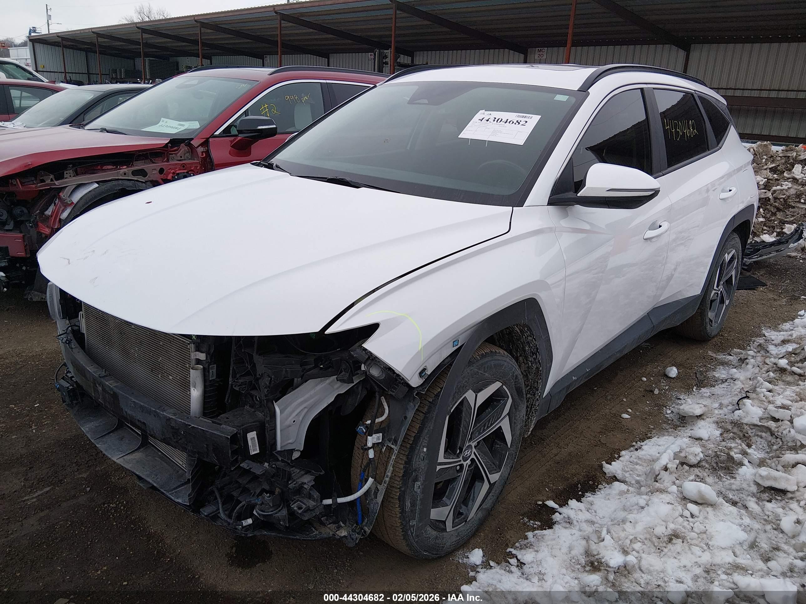 HYUNDAI TUCSON image 2