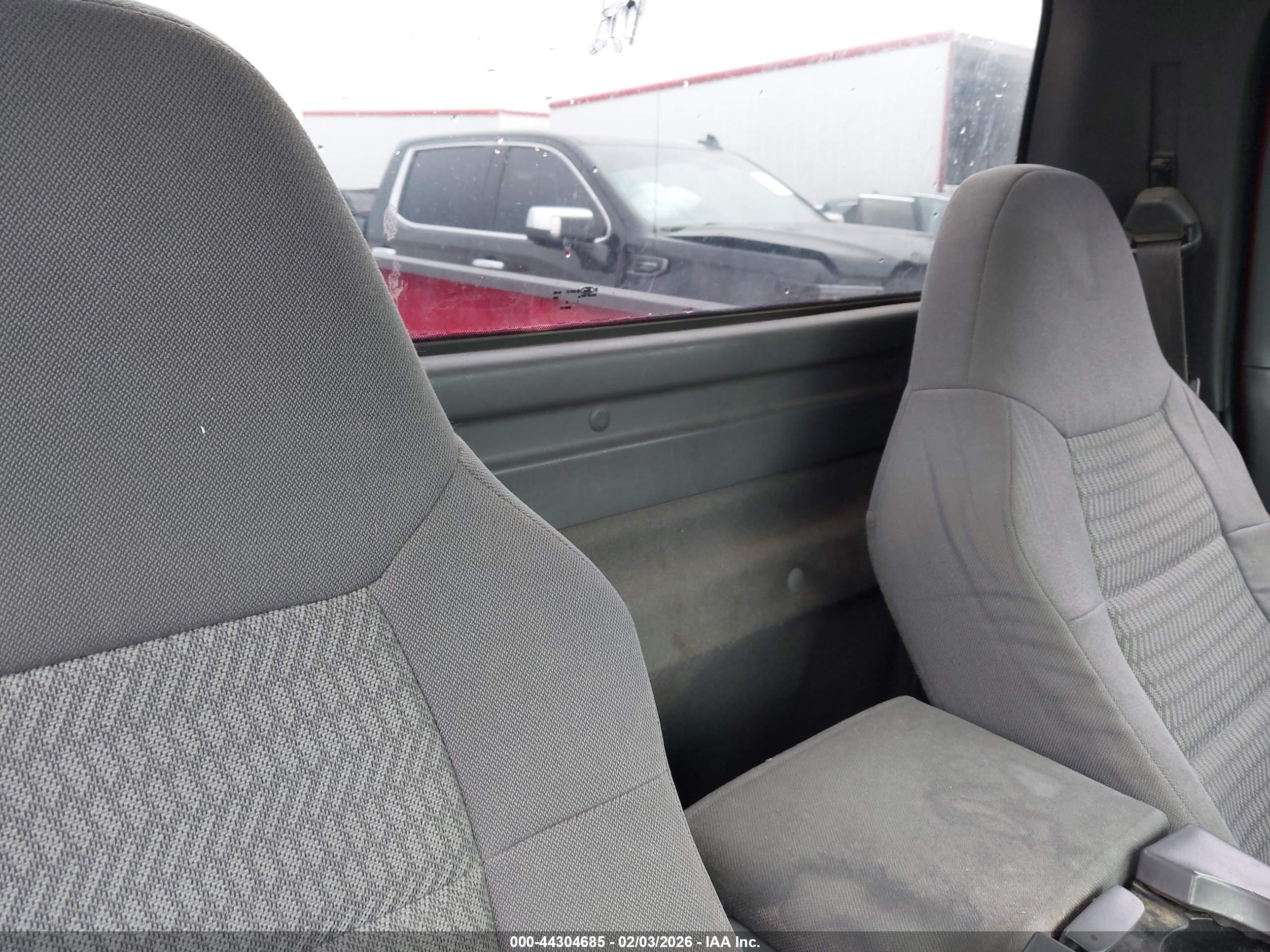 FORD F-150 image 8