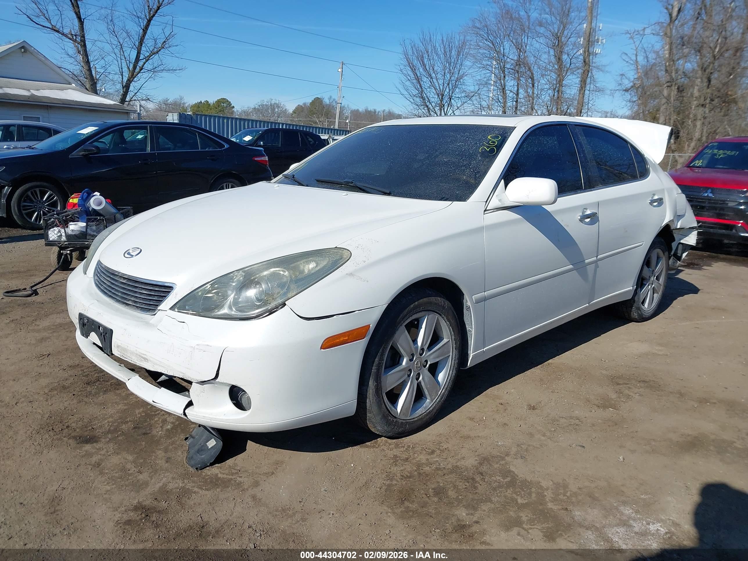 LEXUS ES image 2