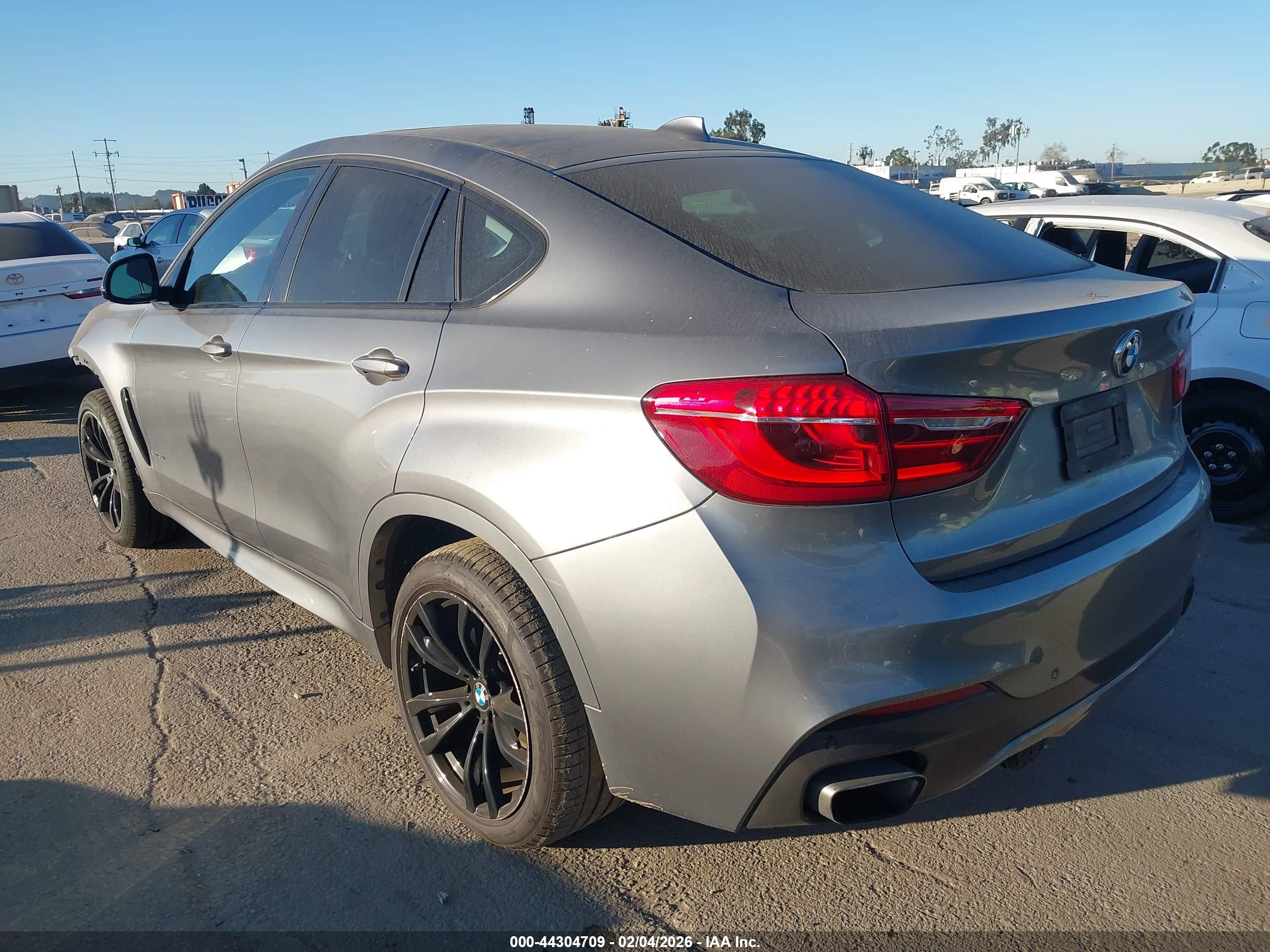 BMW X6 image 3
