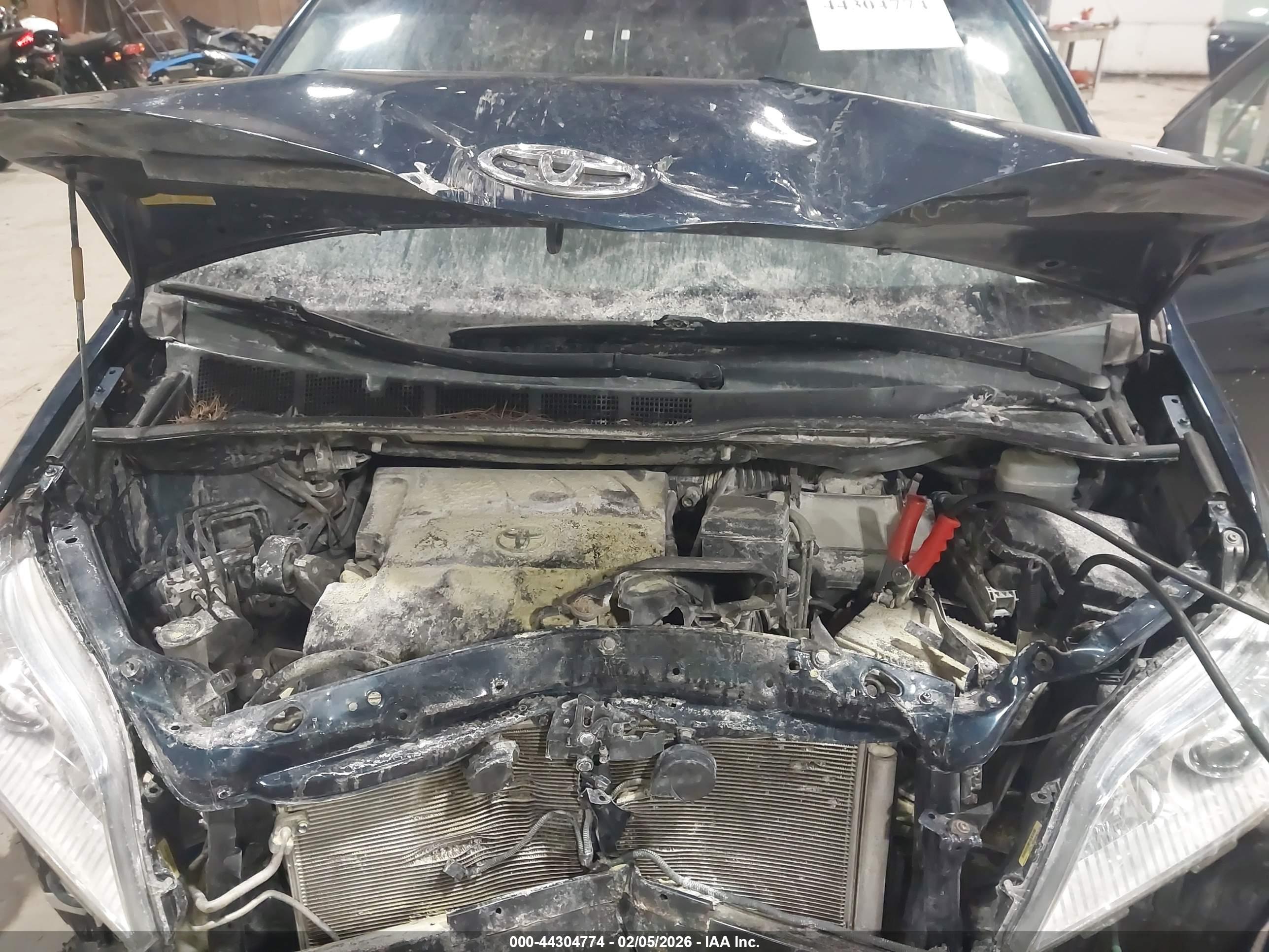 TOYOTA SIENNA image 10