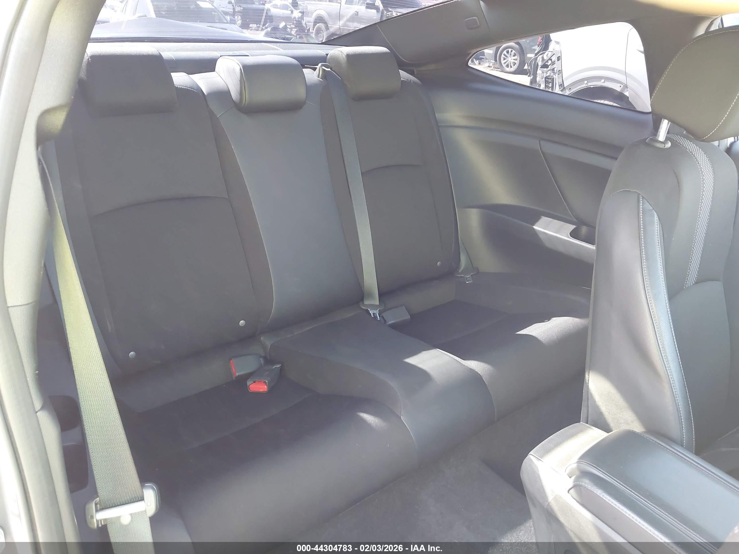 HONDA CIVIC image 8