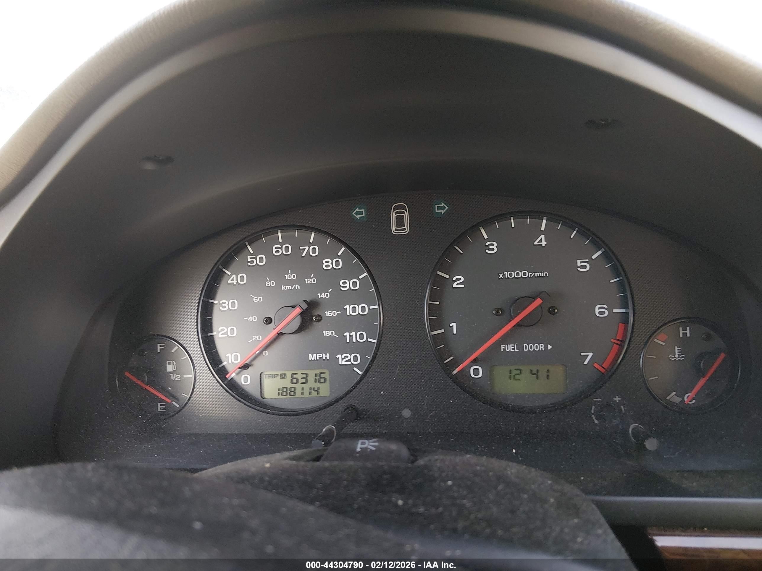 SUBARU OUTBACK image 7